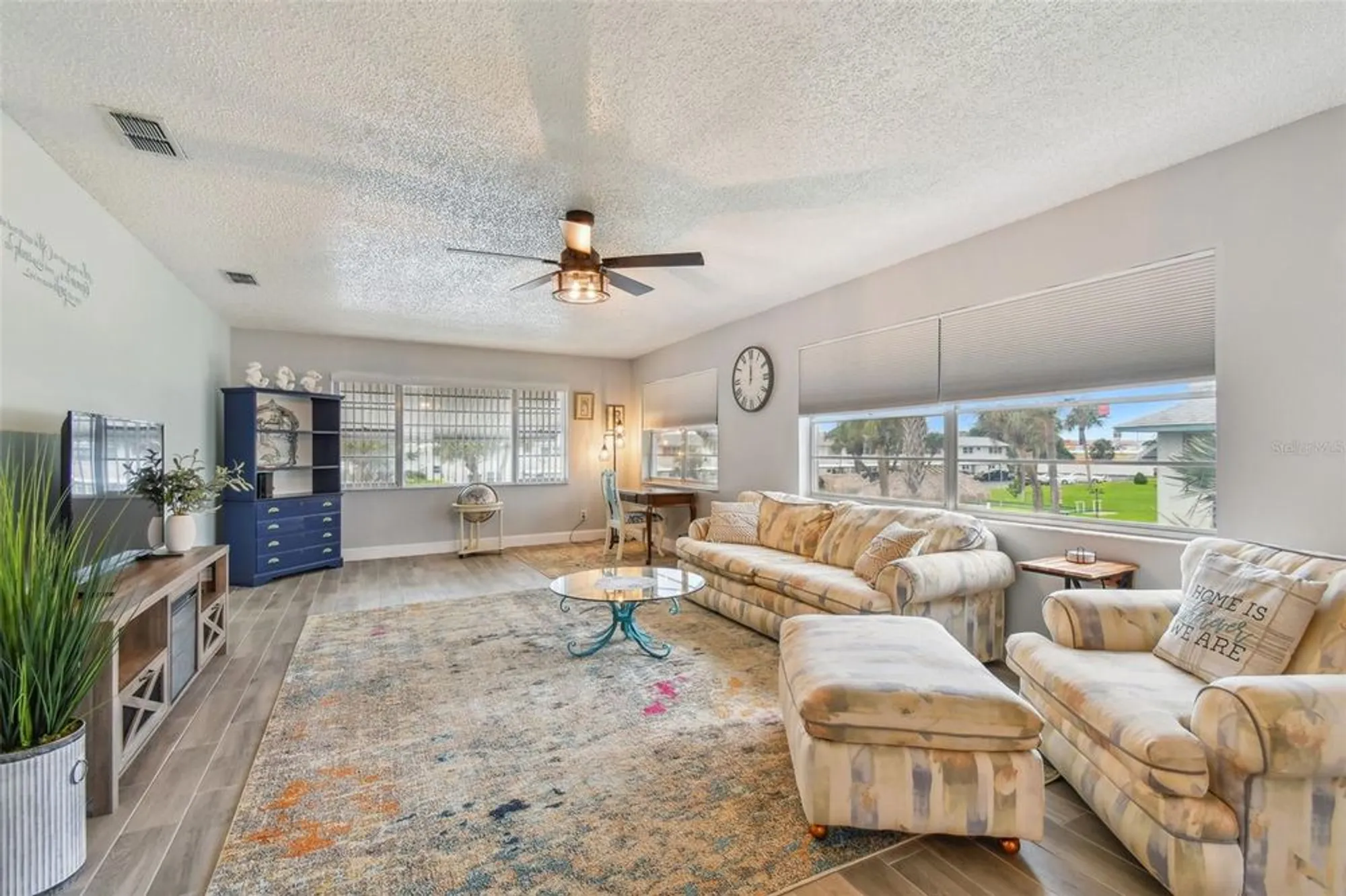 Property Slideshow image 9 of 30 | 5286 81st st n apt 26, St Petersburg, FL, 33709