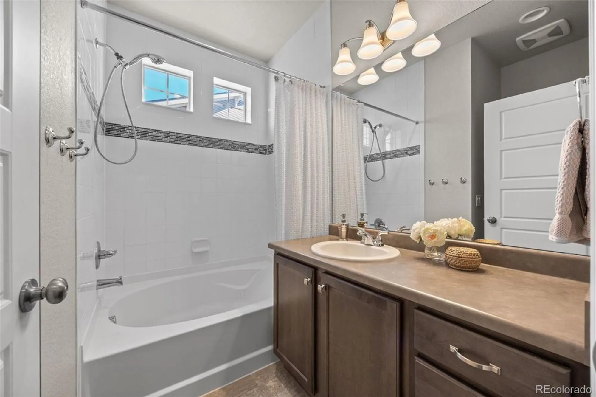 Property Slideshow image 22 of 49 | 20162 e 53rd pl, Denver, CO, 80249