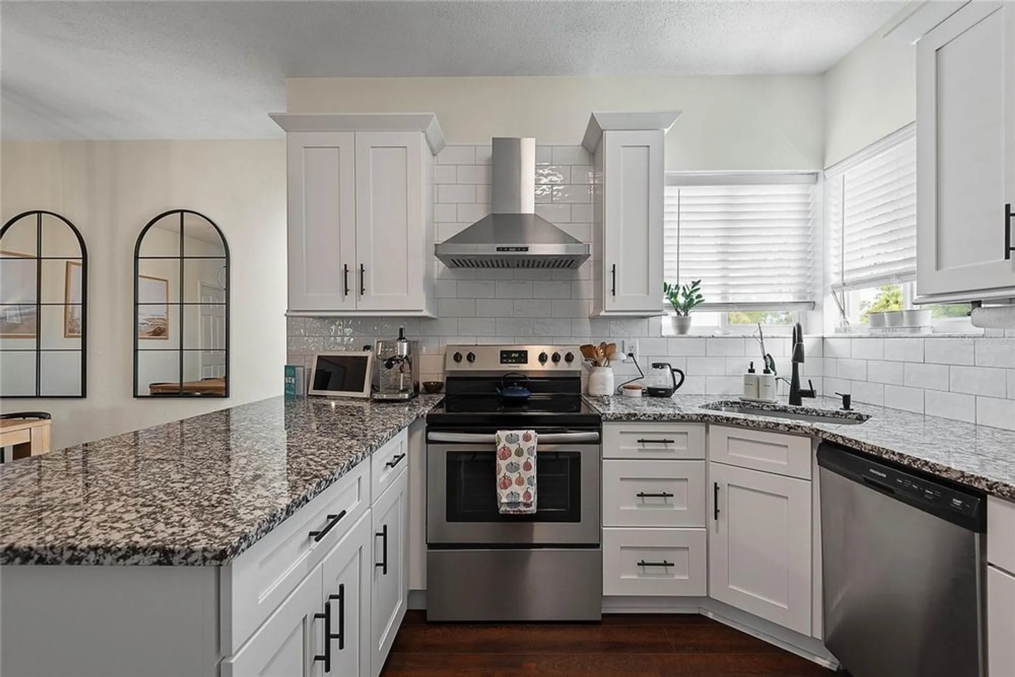 Property Slideshow image 12 of 38 | 39 magnolia dr, Ormond Beach, FL, 32174