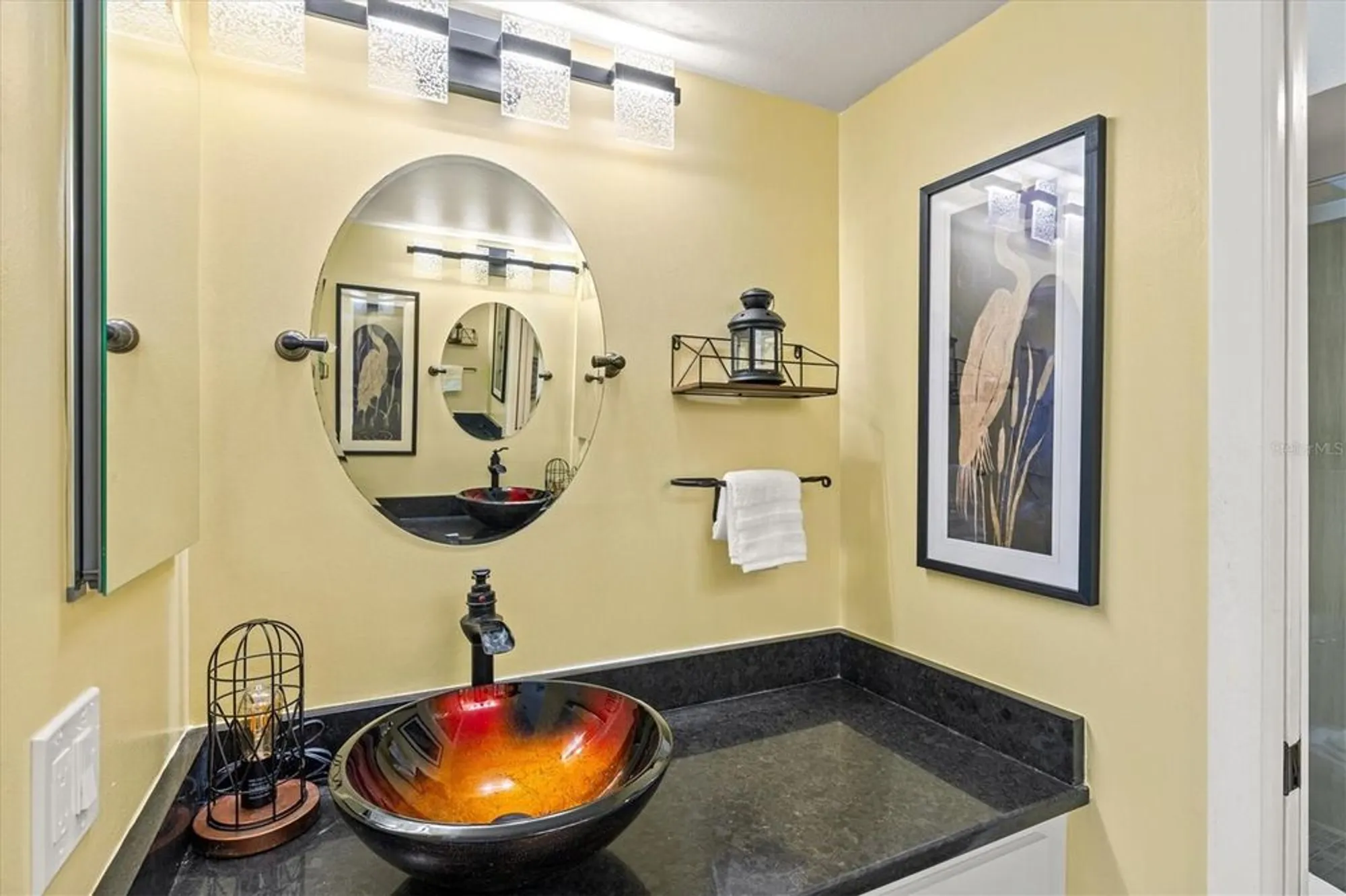 Property Slideshow image 17 of 69 | 1447 landings cir # 68, Sarasota, FL, 34231