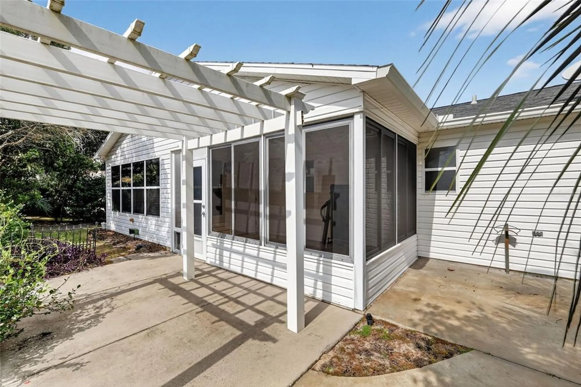 Property Slideshow image 27 of 32 | 1201 de la fuente ct, The Villages, FL, 32162