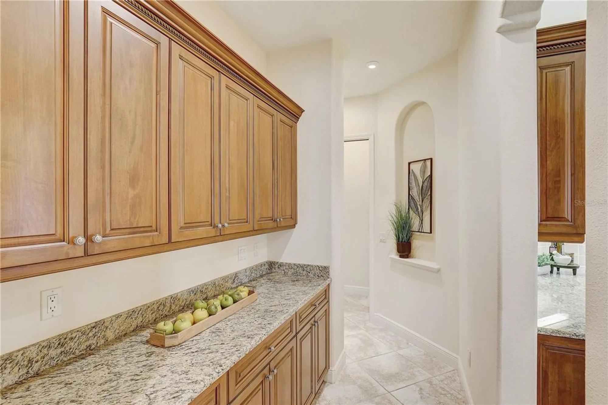 Property Slideshow image 19 of 61 | 5408 tybee island dr, Apollo Beach, FL, 33572