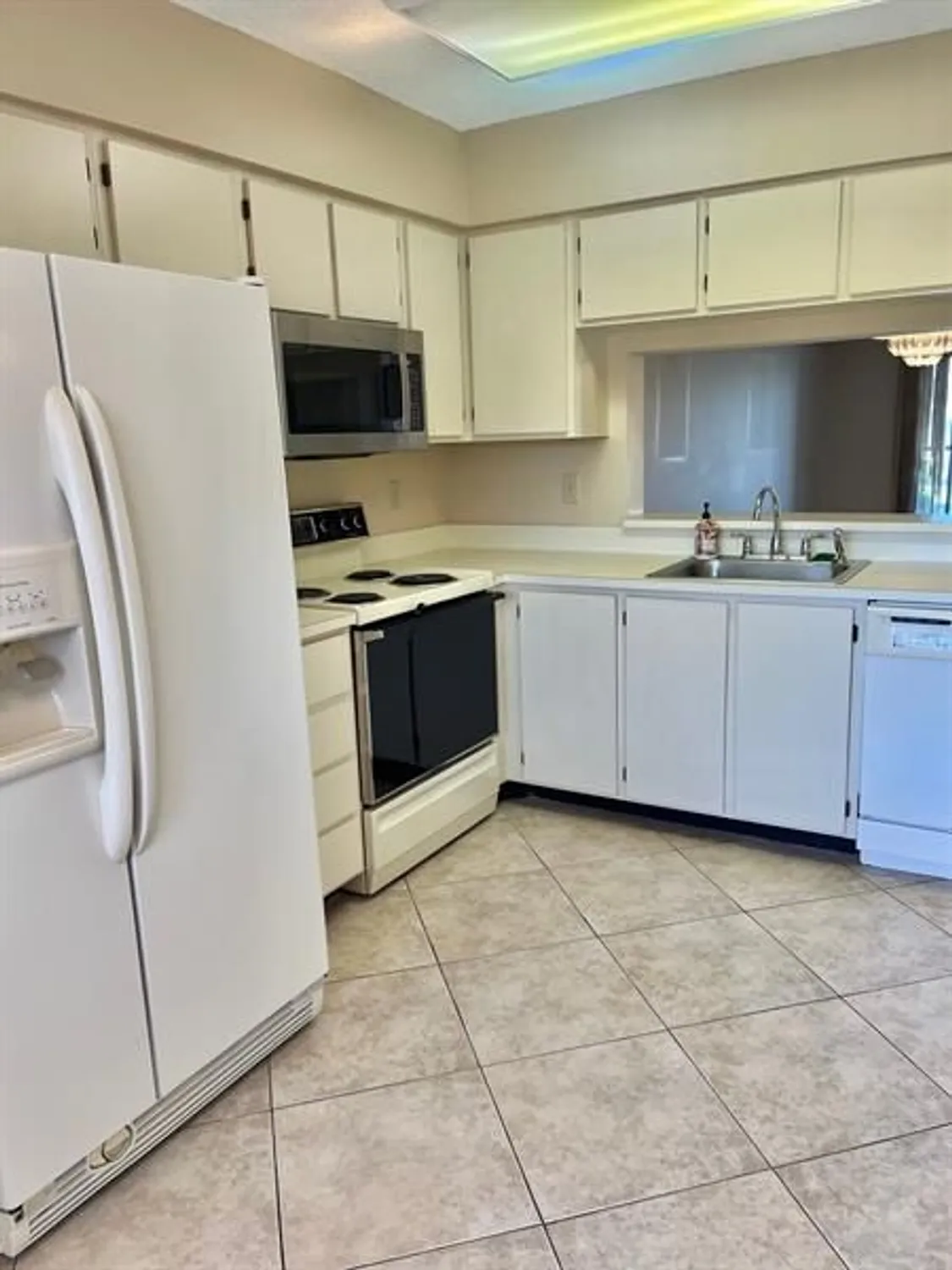 Property Slideshow image 22 of 71 | 7351 kinghurst dr 302, Delray Beach, FL, 33446