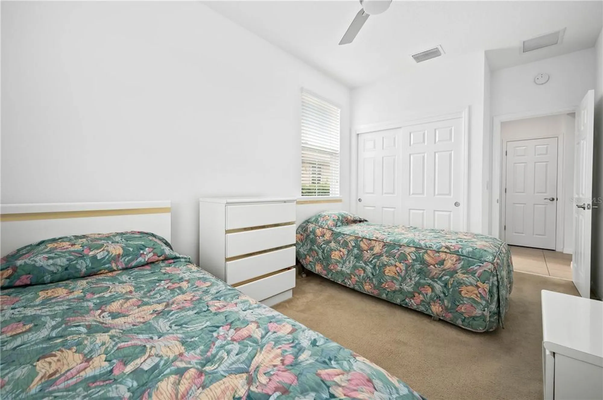 Property Slideshow image 18 of 66 | 5610 nw 37th lane rd, Ocala, FL, 34482