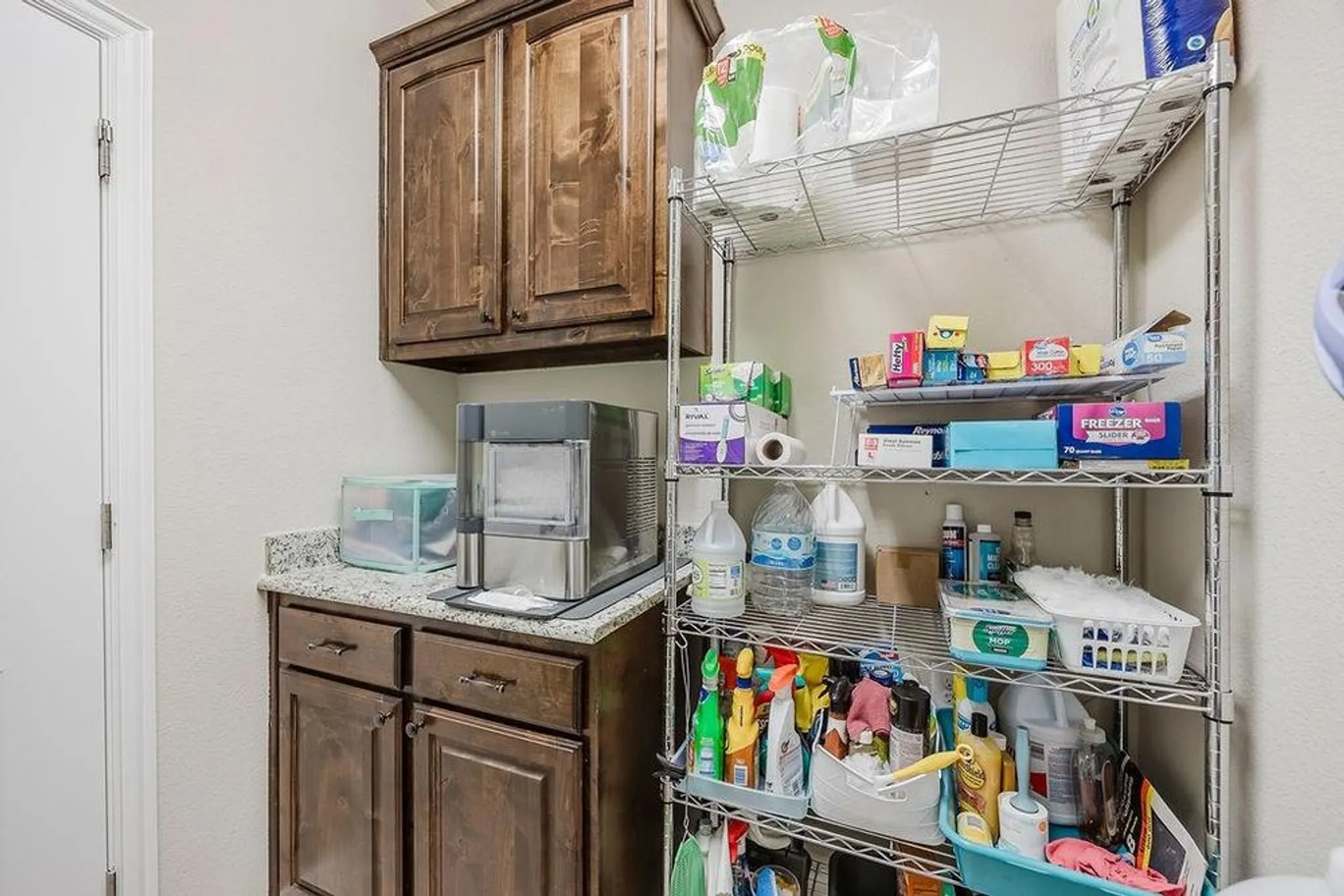 Property Slideshow image 16 of 40 | 2123 ladera way 2123, Mansfield, TX, 76063