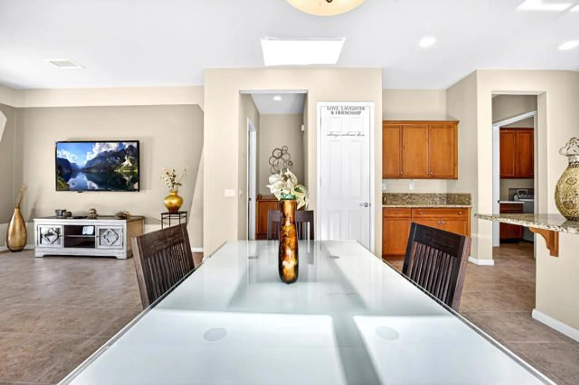 Property Slideshow image 8 of 44 | 41073 calle pueblo, Indio, CA, 92203