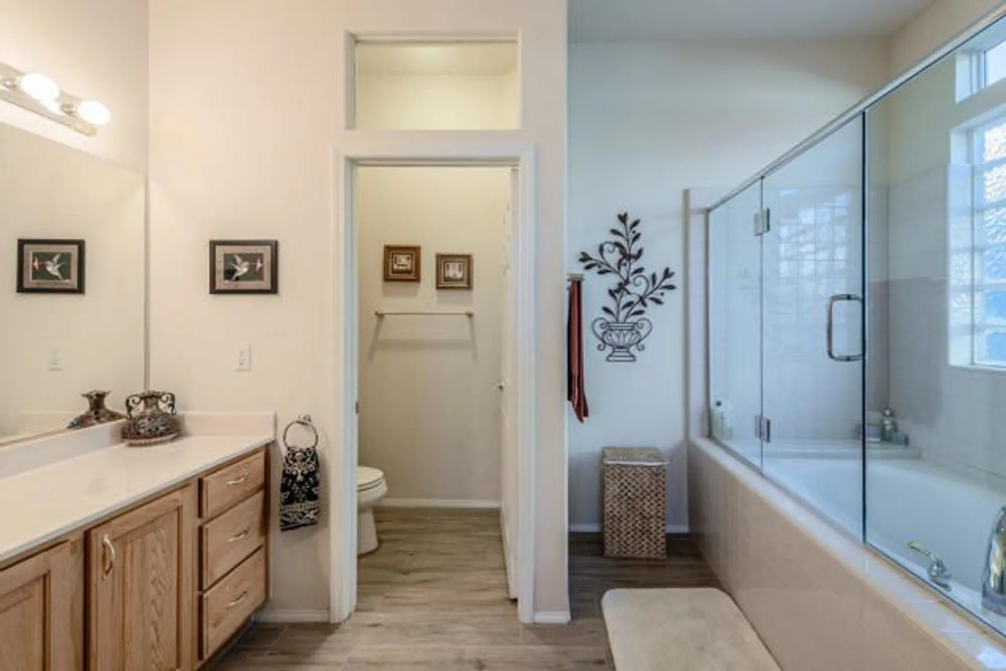 Property Slideshow image 17 of 38 | 80571 hoylake dr, Indio, CA, 92201