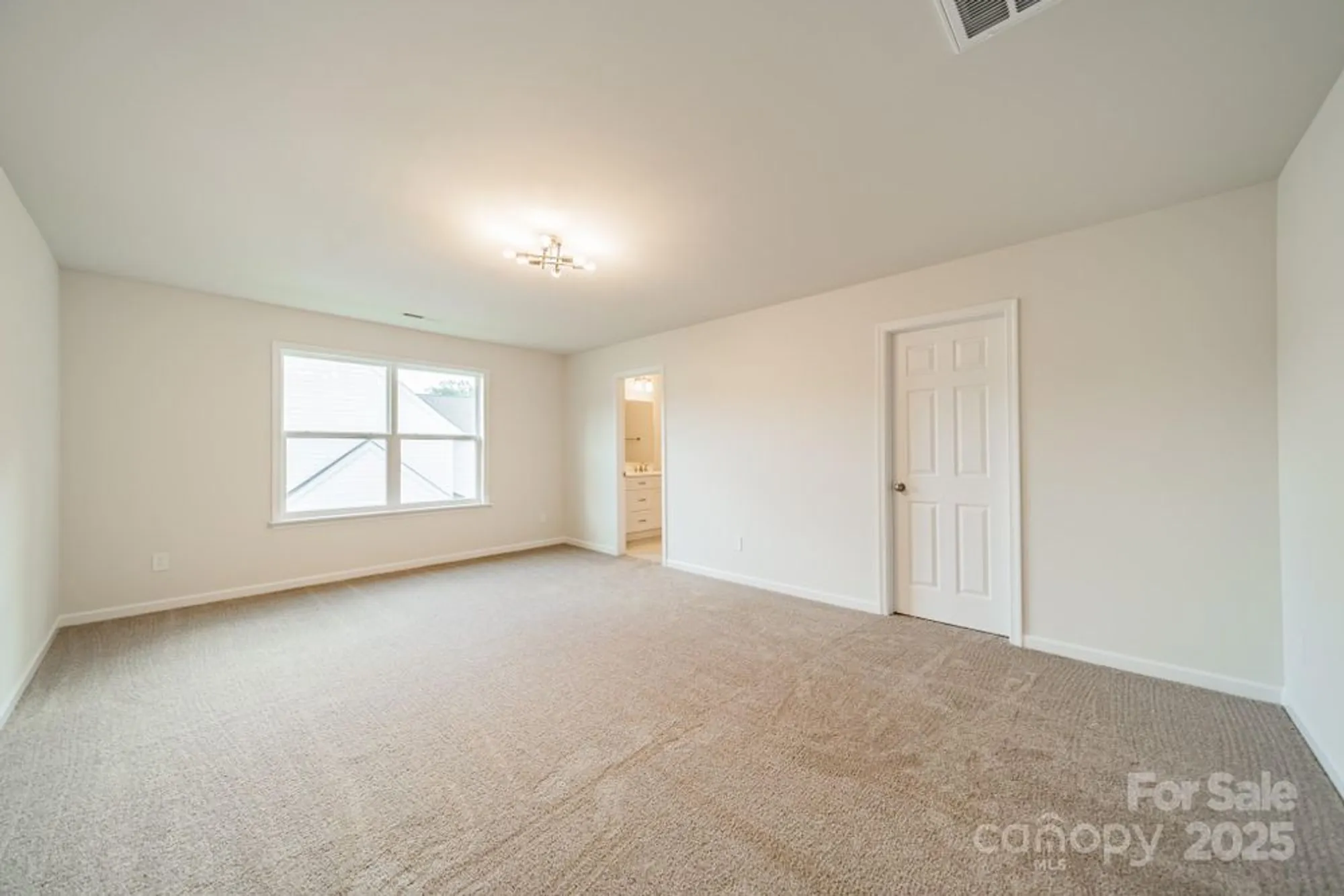 Property Slideshow image 36 of 48 | 6034 jepson ct, Charlotte, NC, 28214