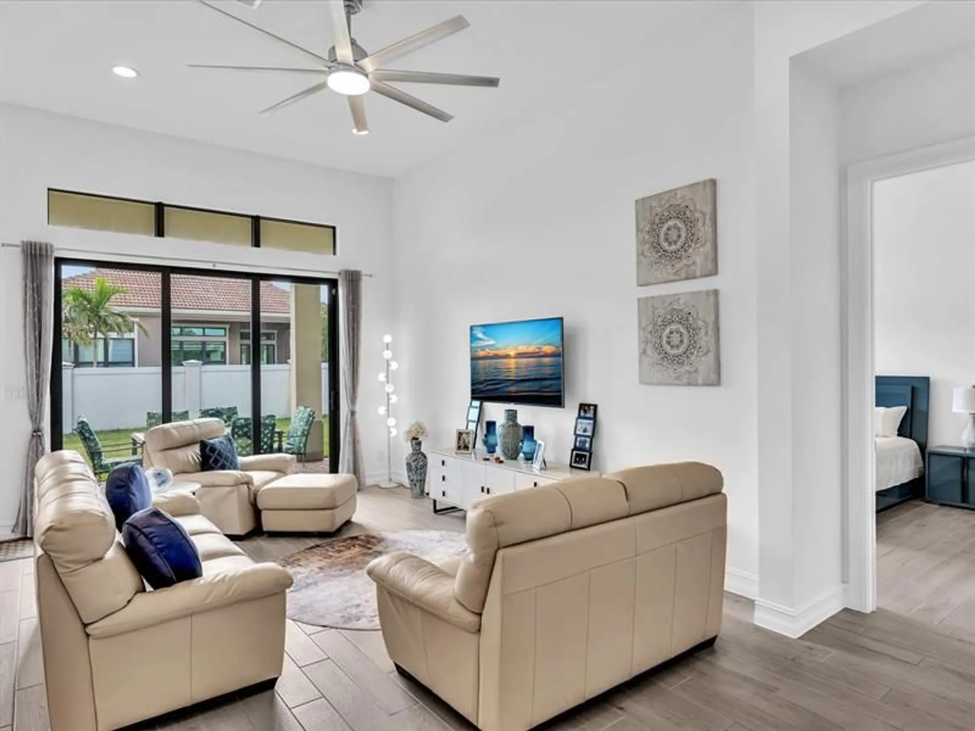 Property Slideshow image 9 of 98 | 8928 bastille cir e, Parkland, FL, 33076