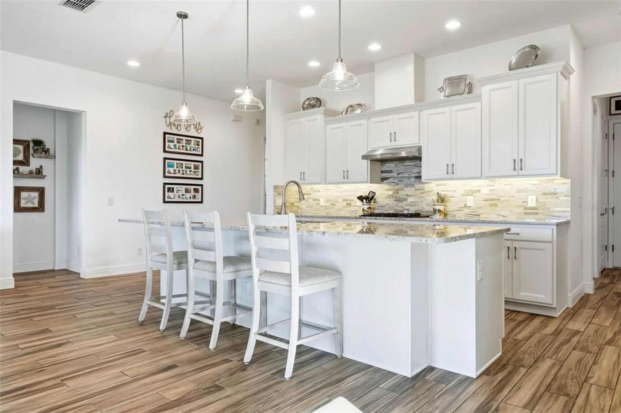 Property Slideshow image 22 of 60 | 2074 flora pass pl, Kissimmee, FL, 34747