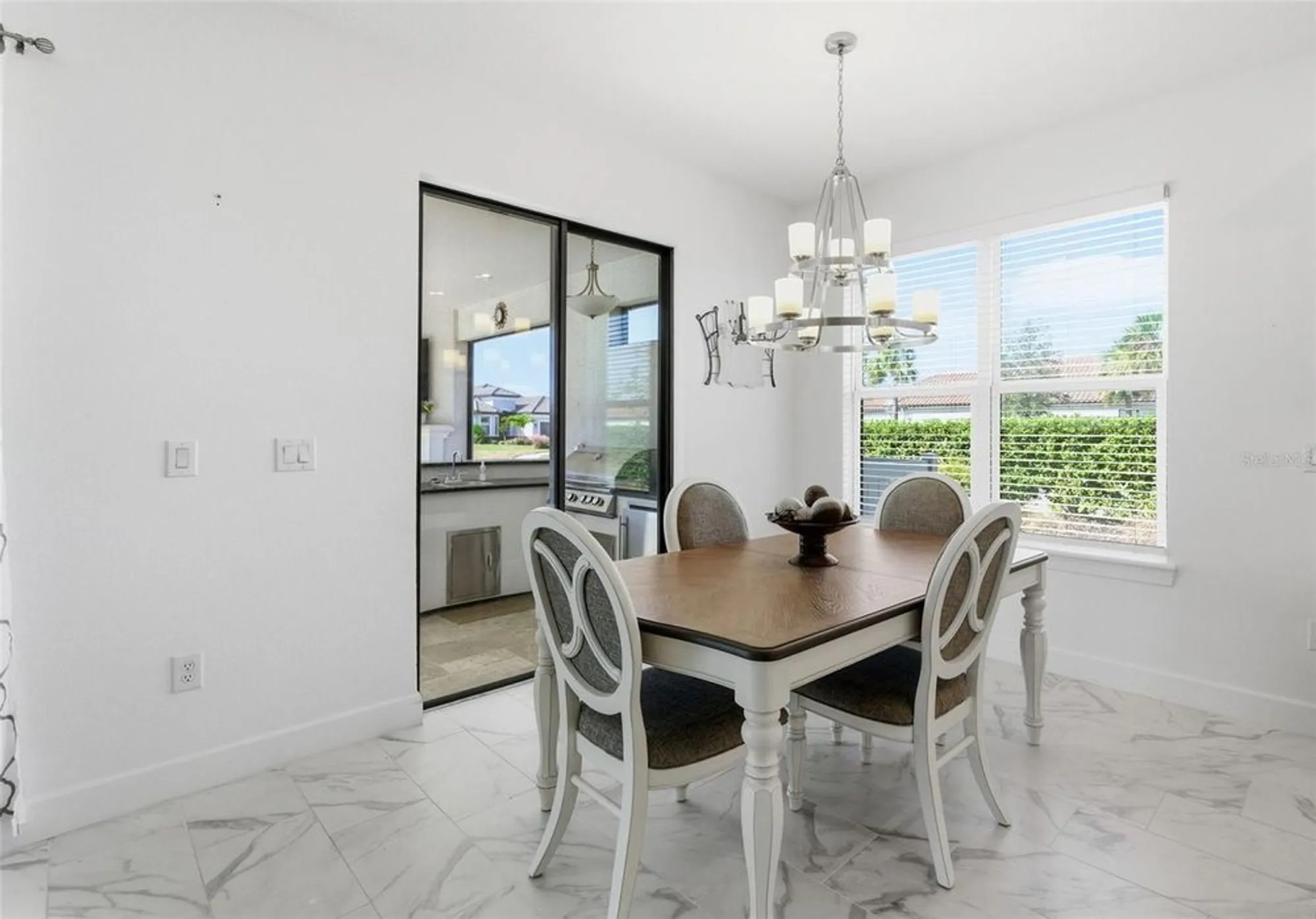 Property Slideshow image 27 of 44 | 10819 wicker park pl, Palmetto, FL, 34221