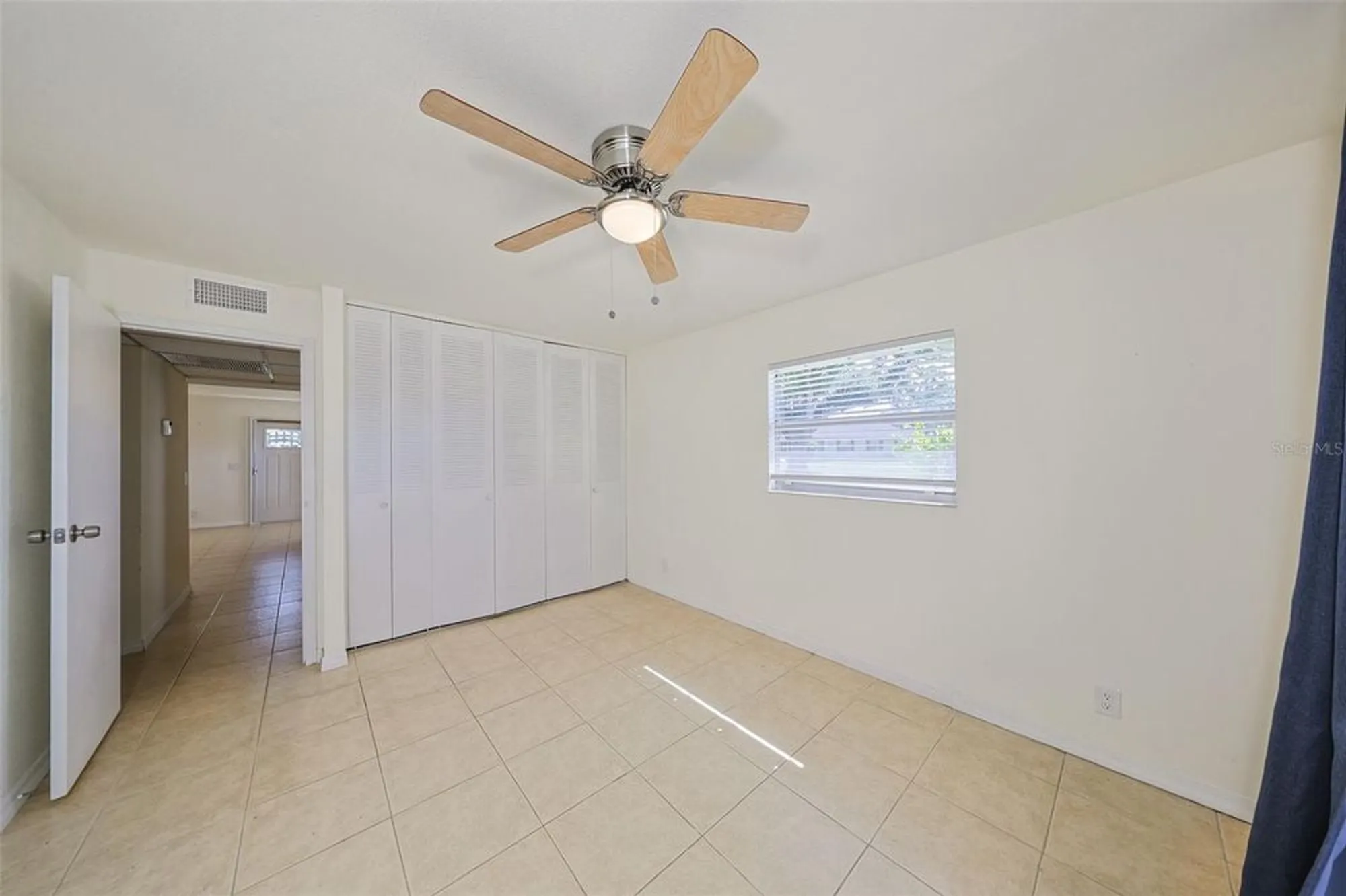 Property Slideshow image 19 of 59 | 202 bedford st 72, Sun City Center, FL, 33573