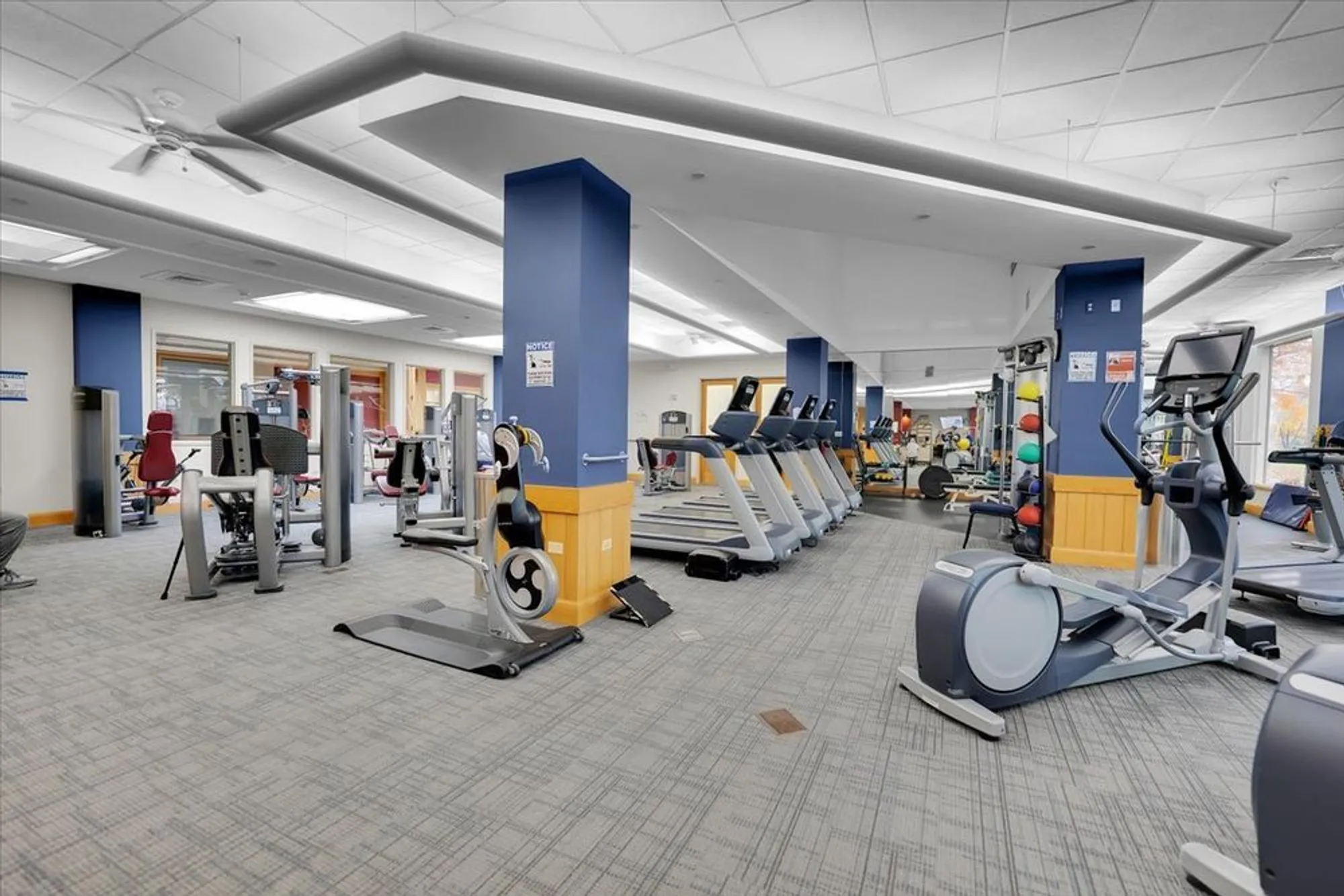 Property Slideshow image 31 of 32 | 14525 tawny ln, Huntley, IL, 60142