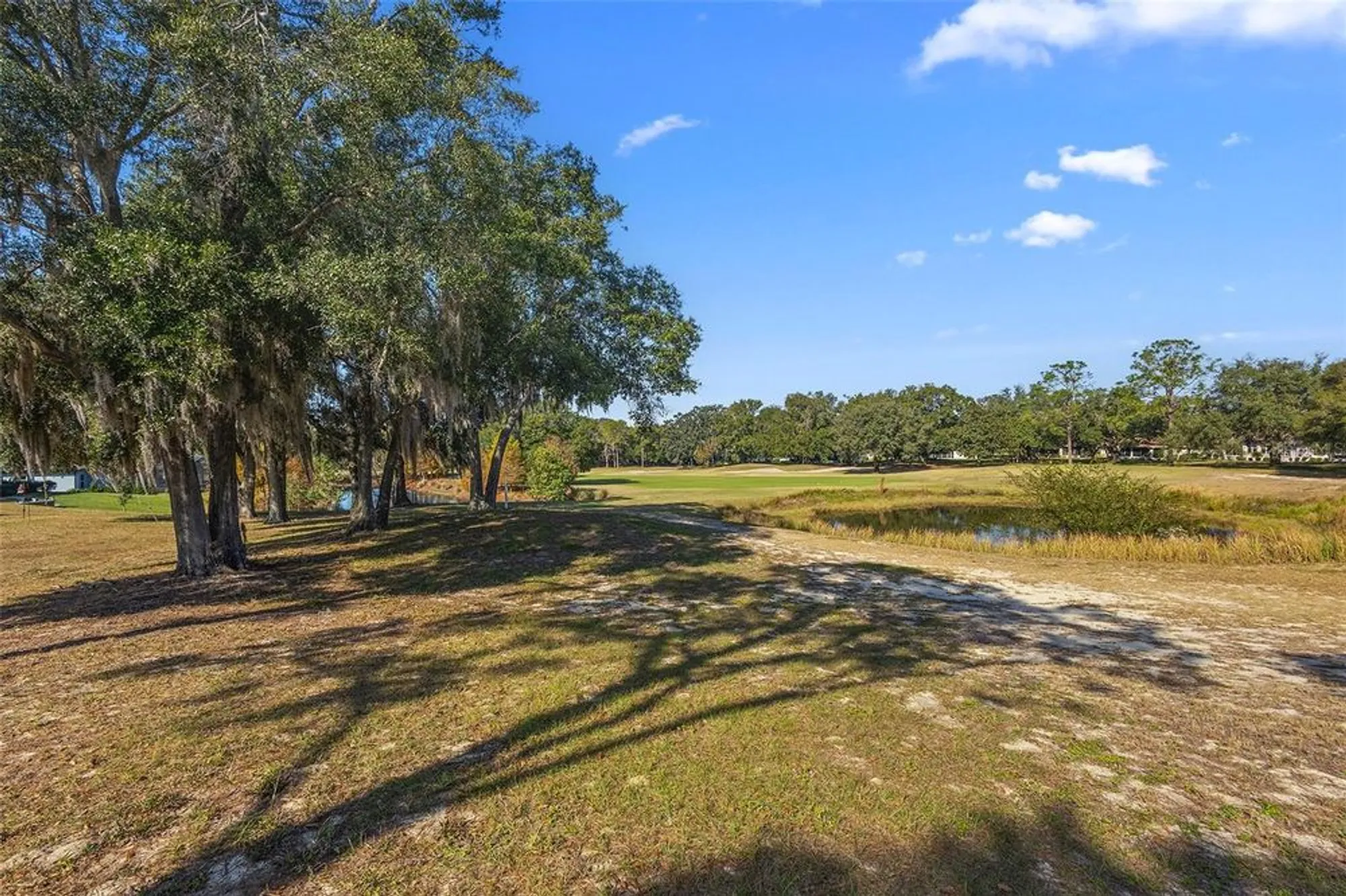 Property Slideshow image 2 of 62 | 5090 greens dr, Lady Lake, FL, 32159