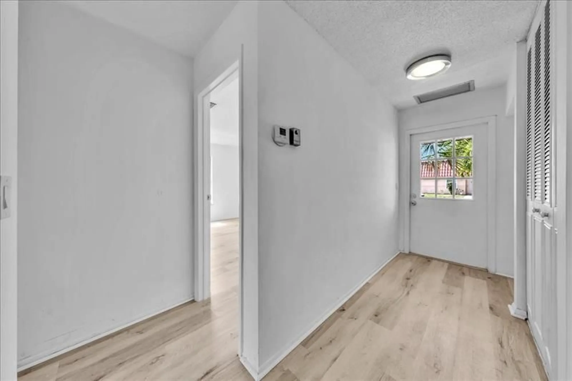 Property Slideshow image 23 of 38 | 123 amherst ln # 123, Lake Worth, FL, 33467