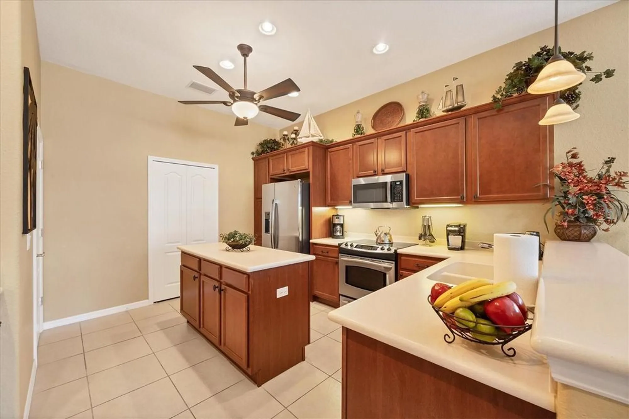 Property Slideshow image 13 of 59 | 24632 buckingham way, Punta Gorda, FL, 33980