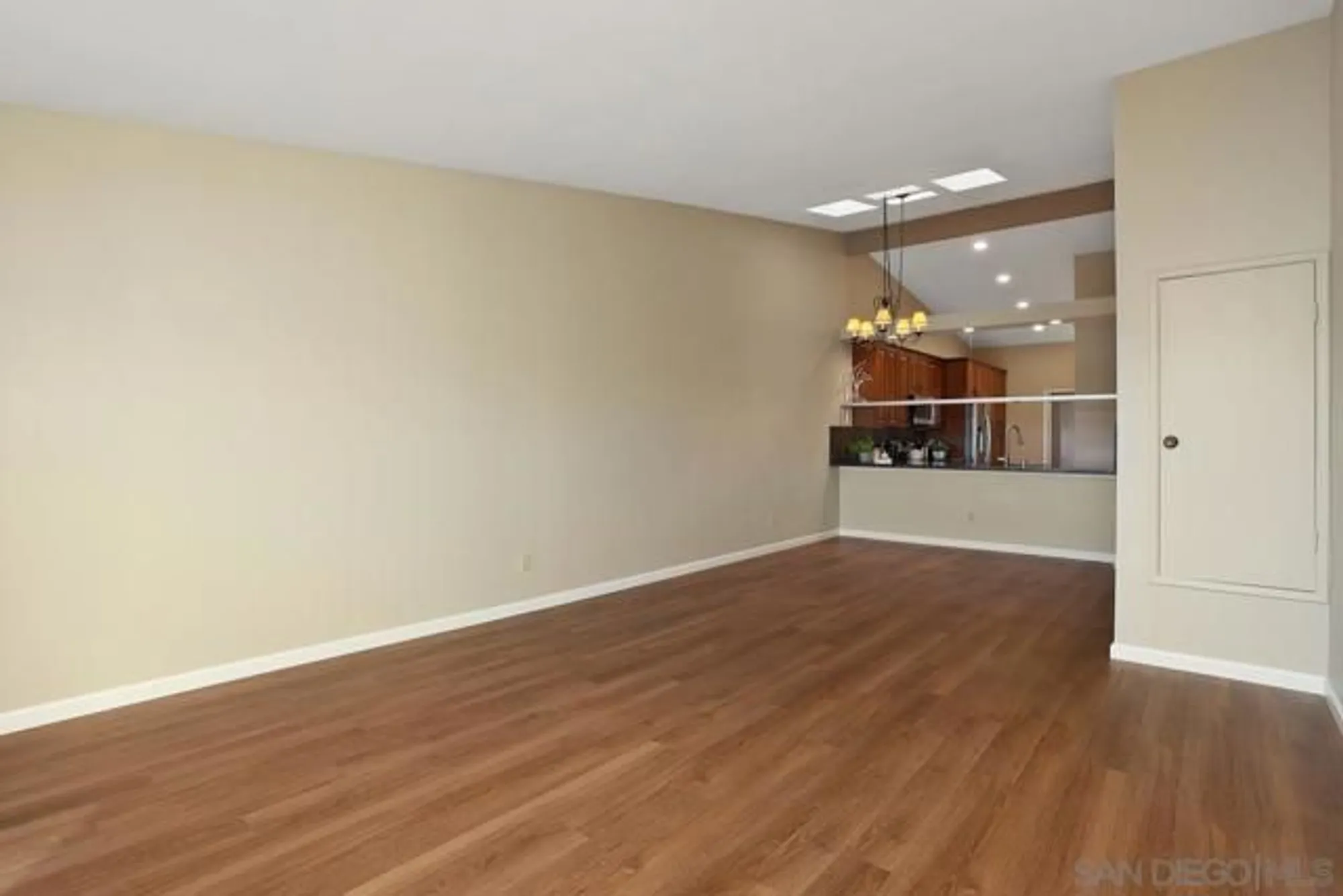 Property Slideshow image 14 of 50 | 12725 via nasca, San Diego, CA, 92128