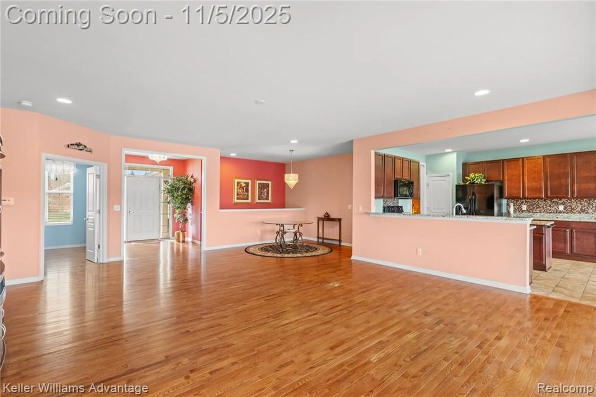 Property Slideshow image 7 of 33 | 6317 prairie dunes dr, Grand Blanc, MI, 48439