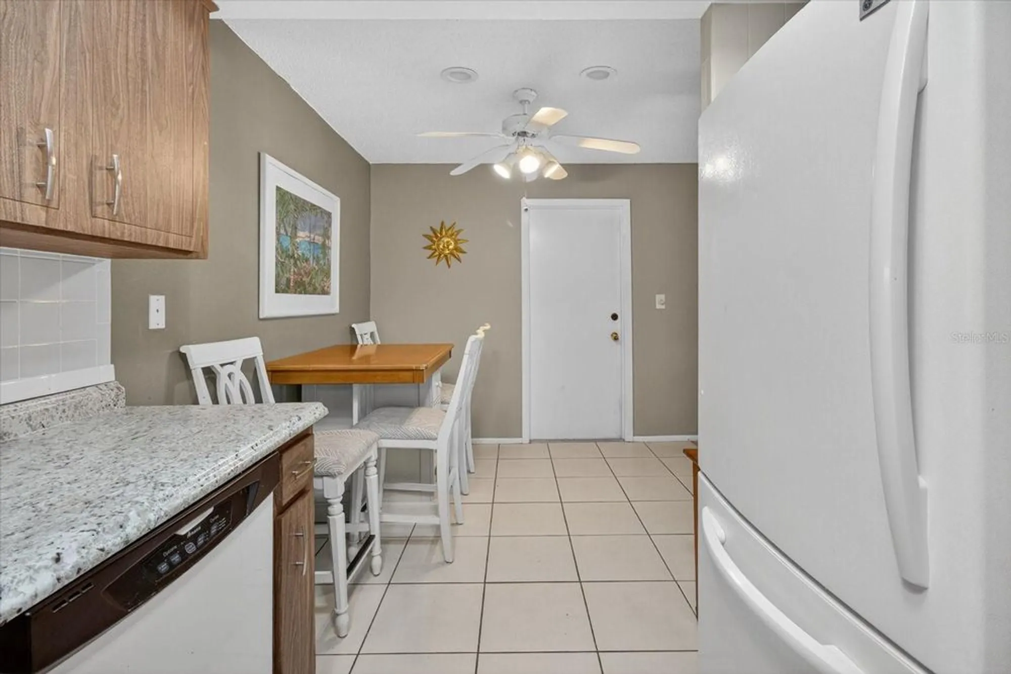 Property Slideshow image 23 of 51 | 1605 whitebridge dr b, Palm Harbor, FL, 34684