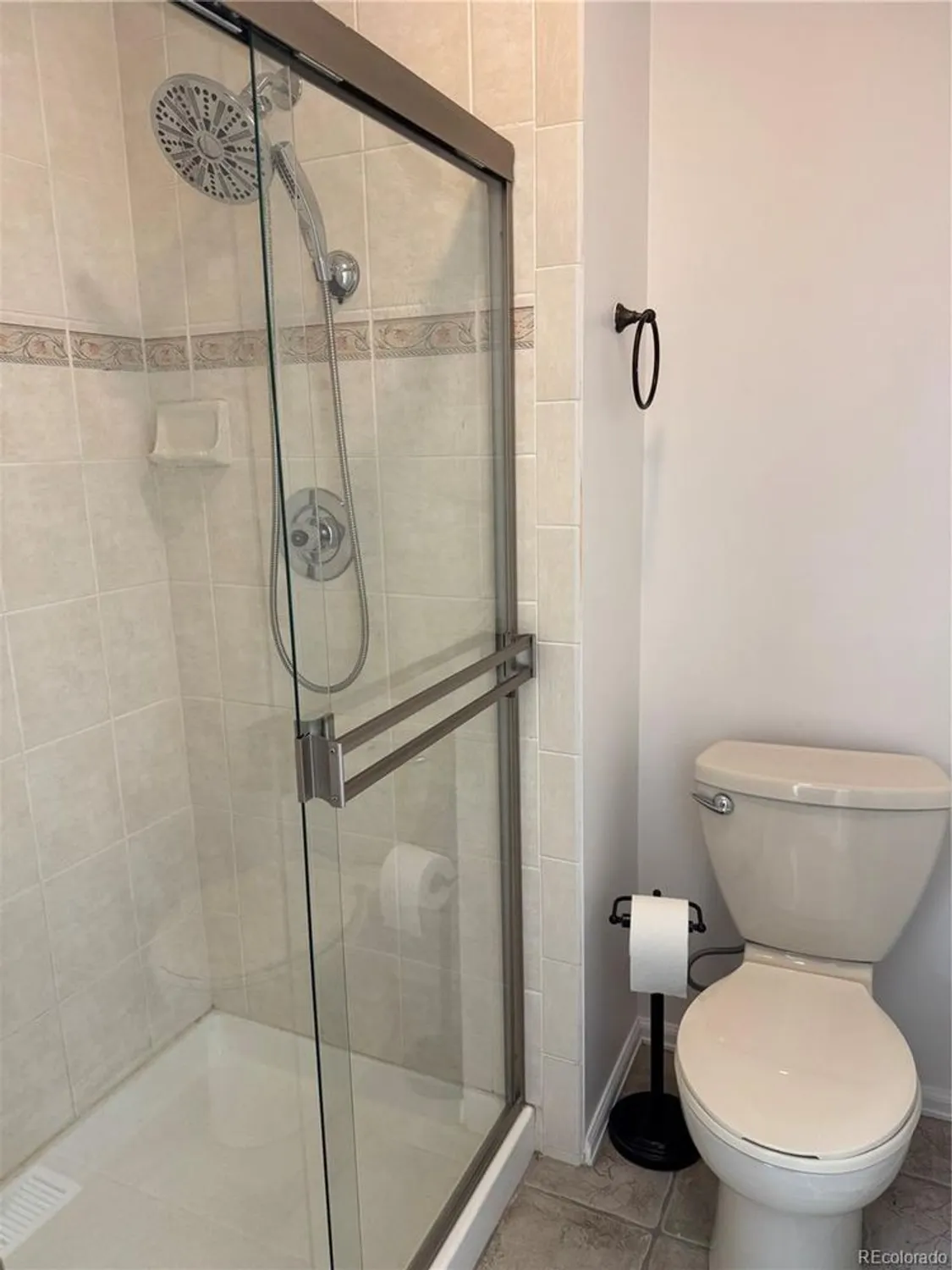 Property Slideshow image 18 of 31 | 41 canongate ln, Highlands Ranch, CO, 80130