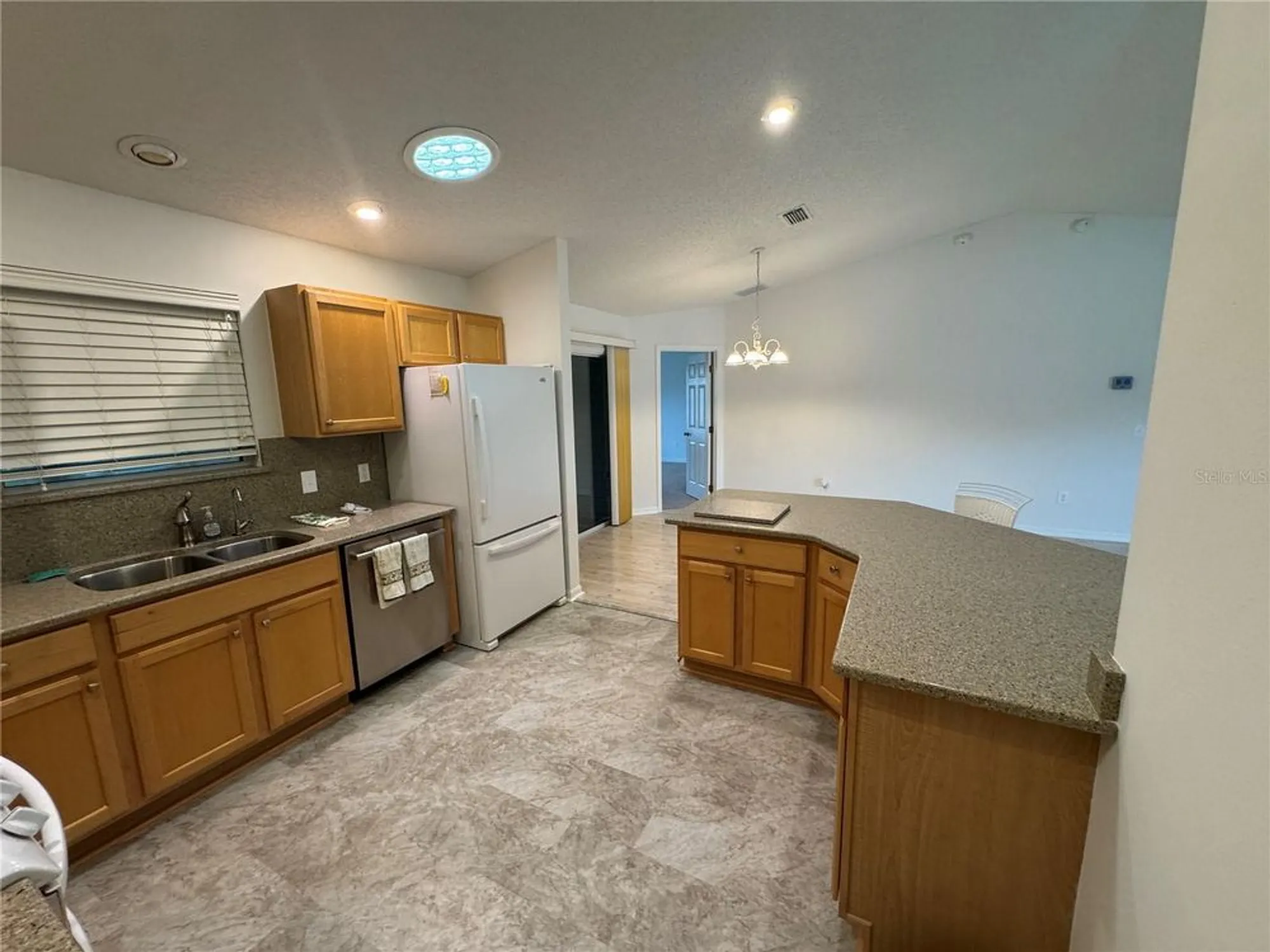 Property Slideshow image 13 of 19 | 2757 plainridge loop, The Villages, FL, 32162