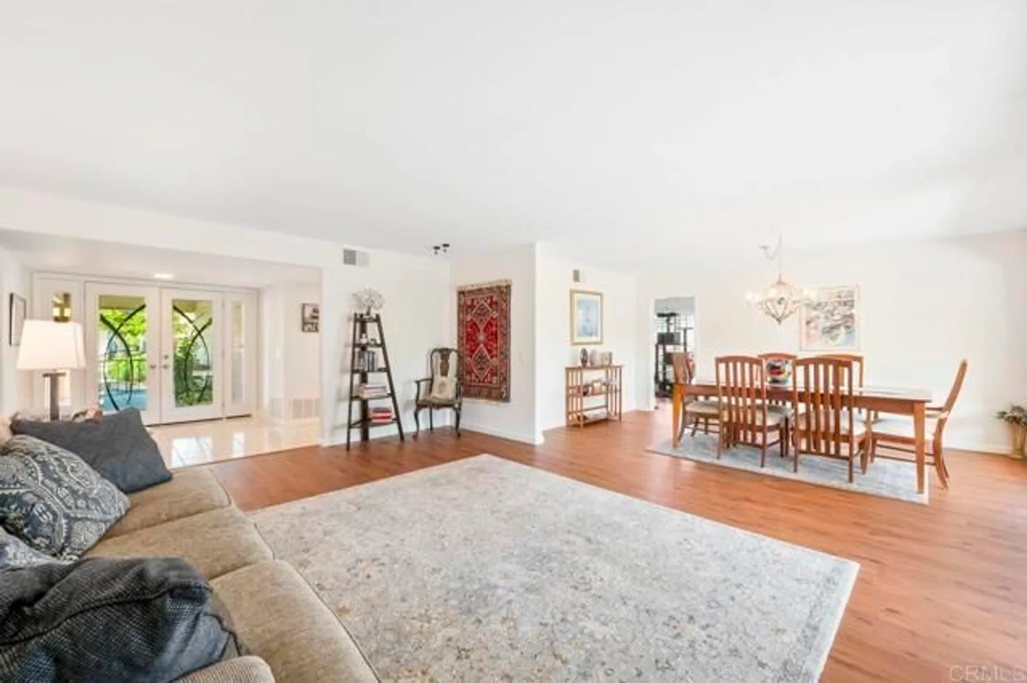 Property Slideshow image 10 of 33 | 17503 plaza dolores, San Diego, CA, 92128