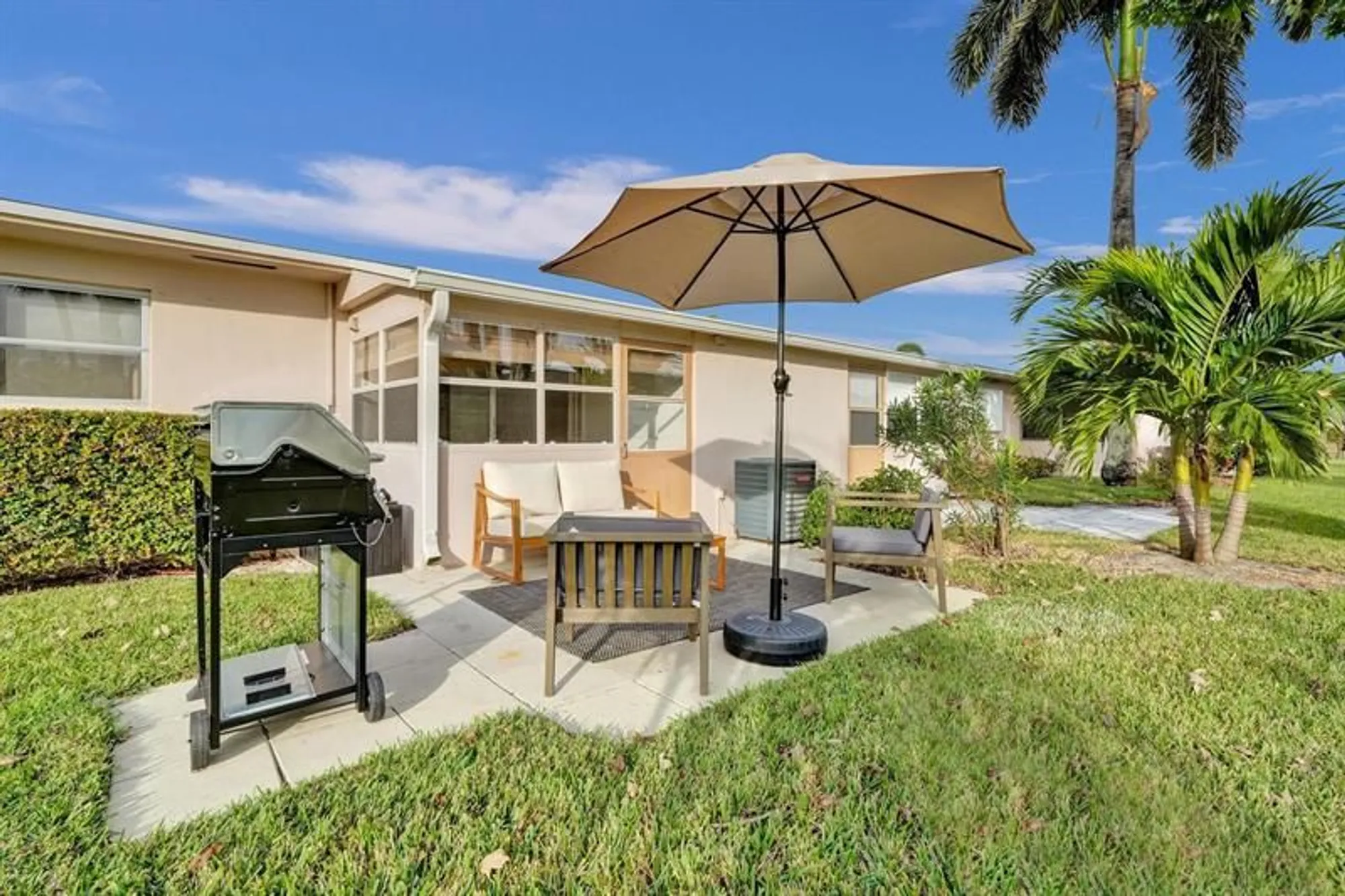 Property Slideshow image 33 of 58 | 2592 dudley dr a, West Palm Beach, FL, 33415