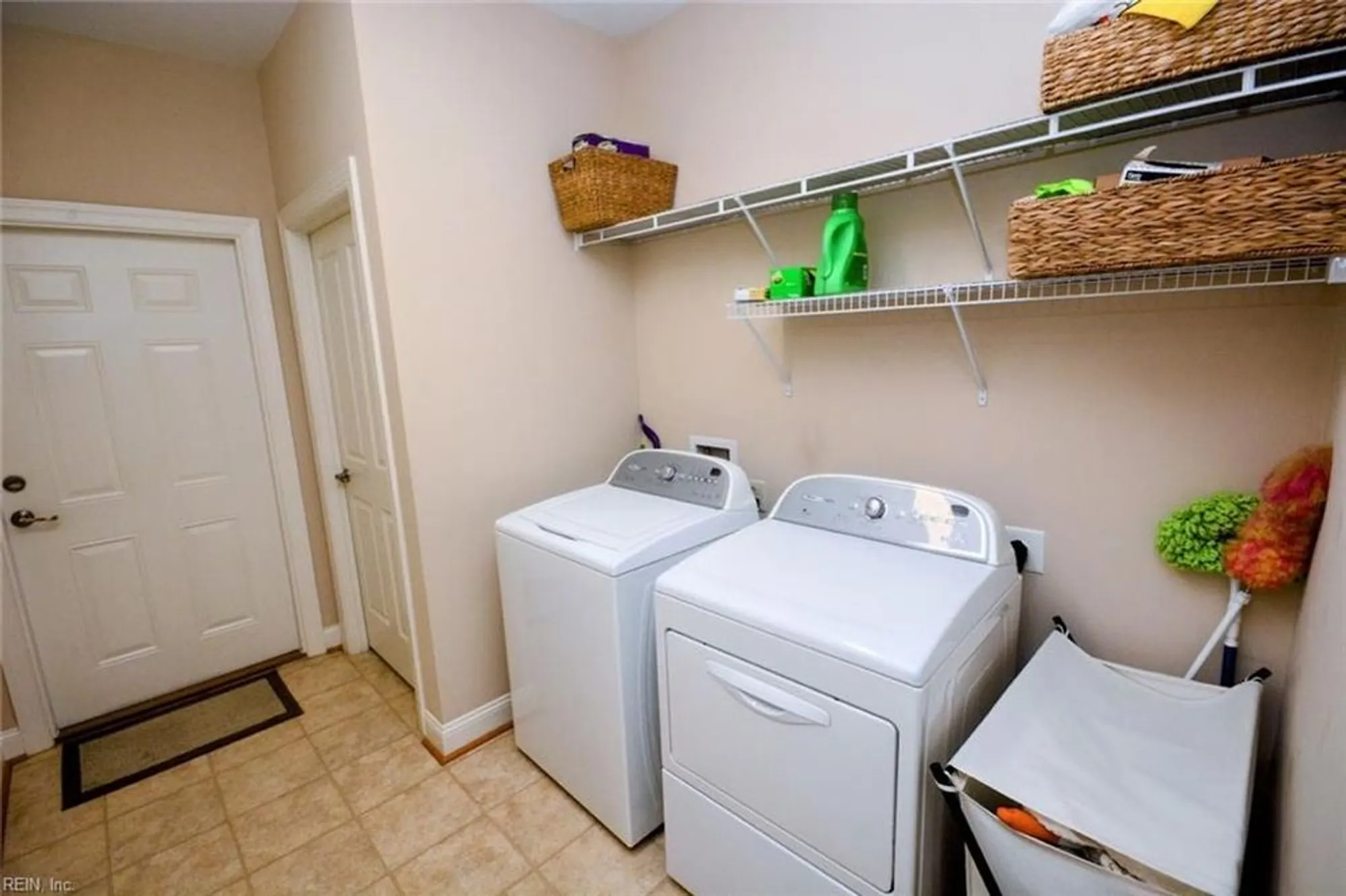 Property Slideshow image 21 of 41 | 1443 thistlewood ln, Chesapeake, VA, 23320