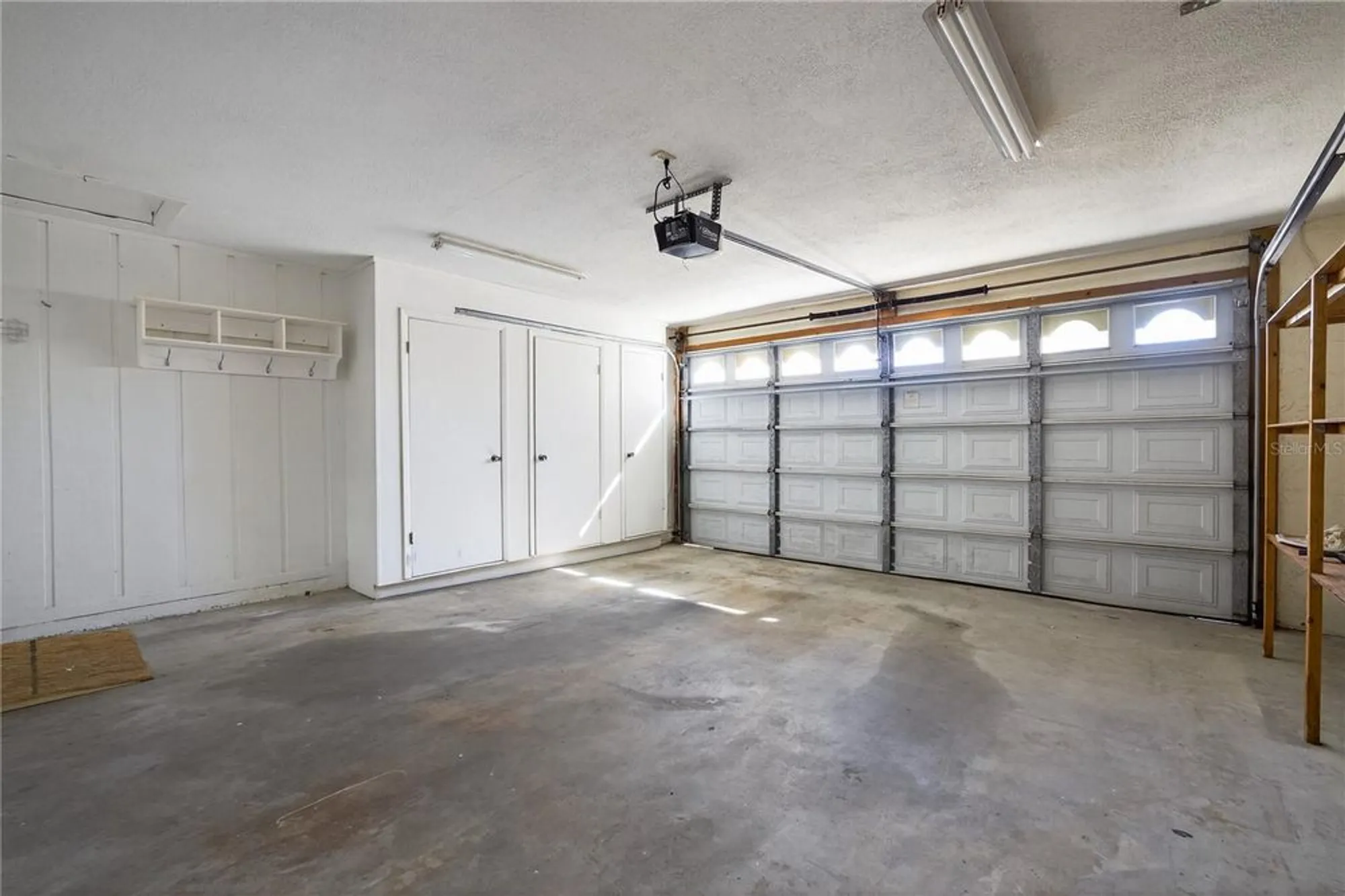 Property Slideshow image 29 of 30 | 1207 eastloch ct, Sun City Center, FL, 33573