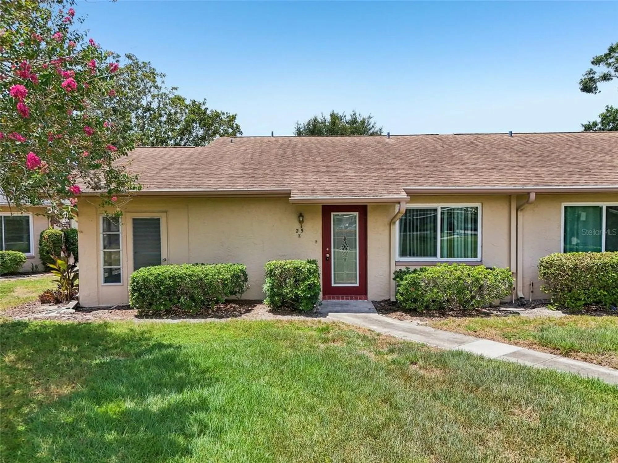 Property Slideshow image 59 of 59 | 1908 canterbury ln 25, Sun City Center, FL, 33573