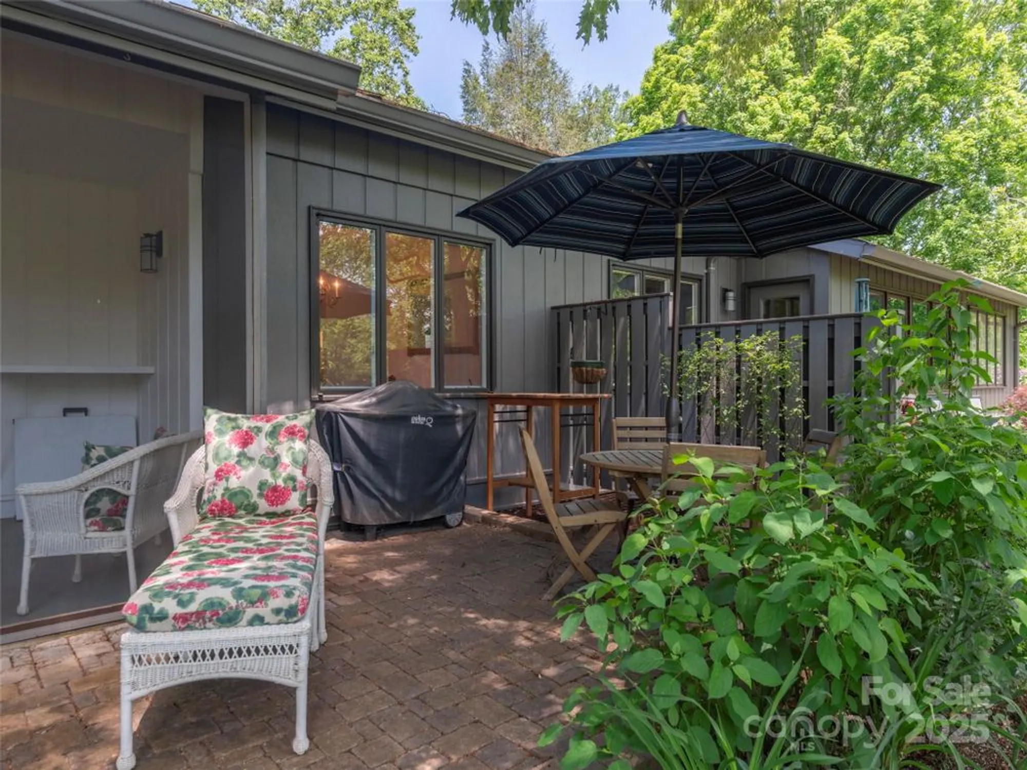 Property Slideshow image 22 of 25 | 208 crowfields dr, Asheville, NC, 28803