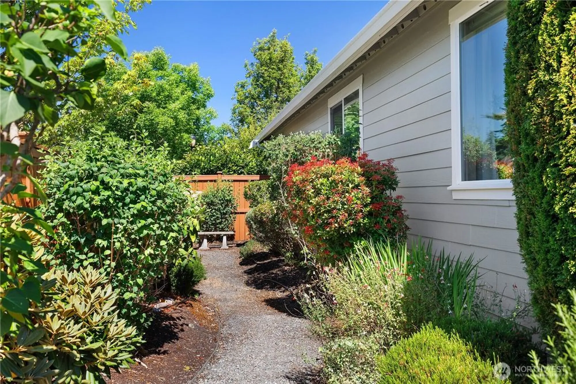 Property Slideshow image 19 of 39 | 4812 spokane st, Lacey, WA, 98516