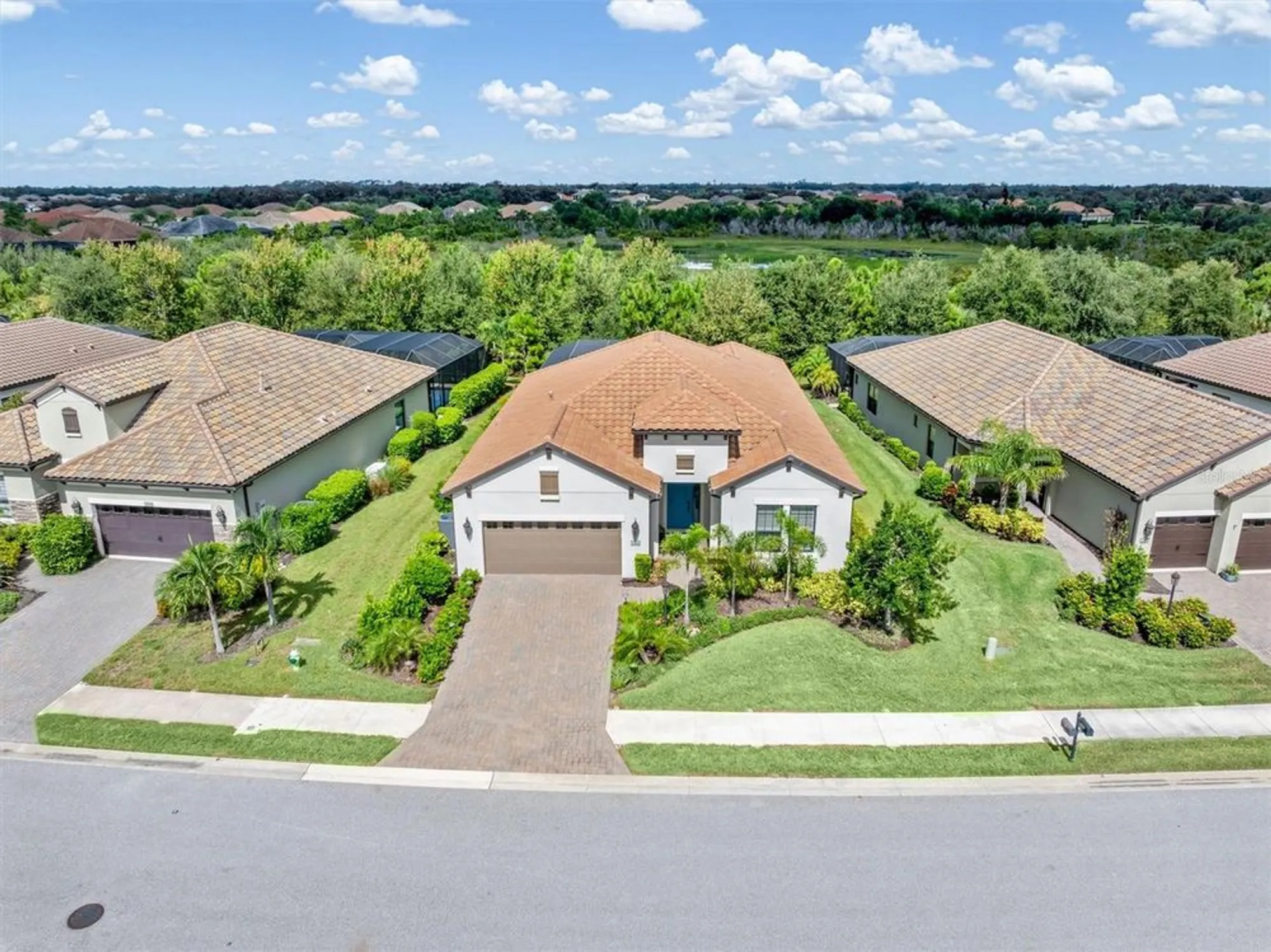 Property Slideshow image 2 of 50 | 26846 weiskopf dr, Englewood, FL, 34223