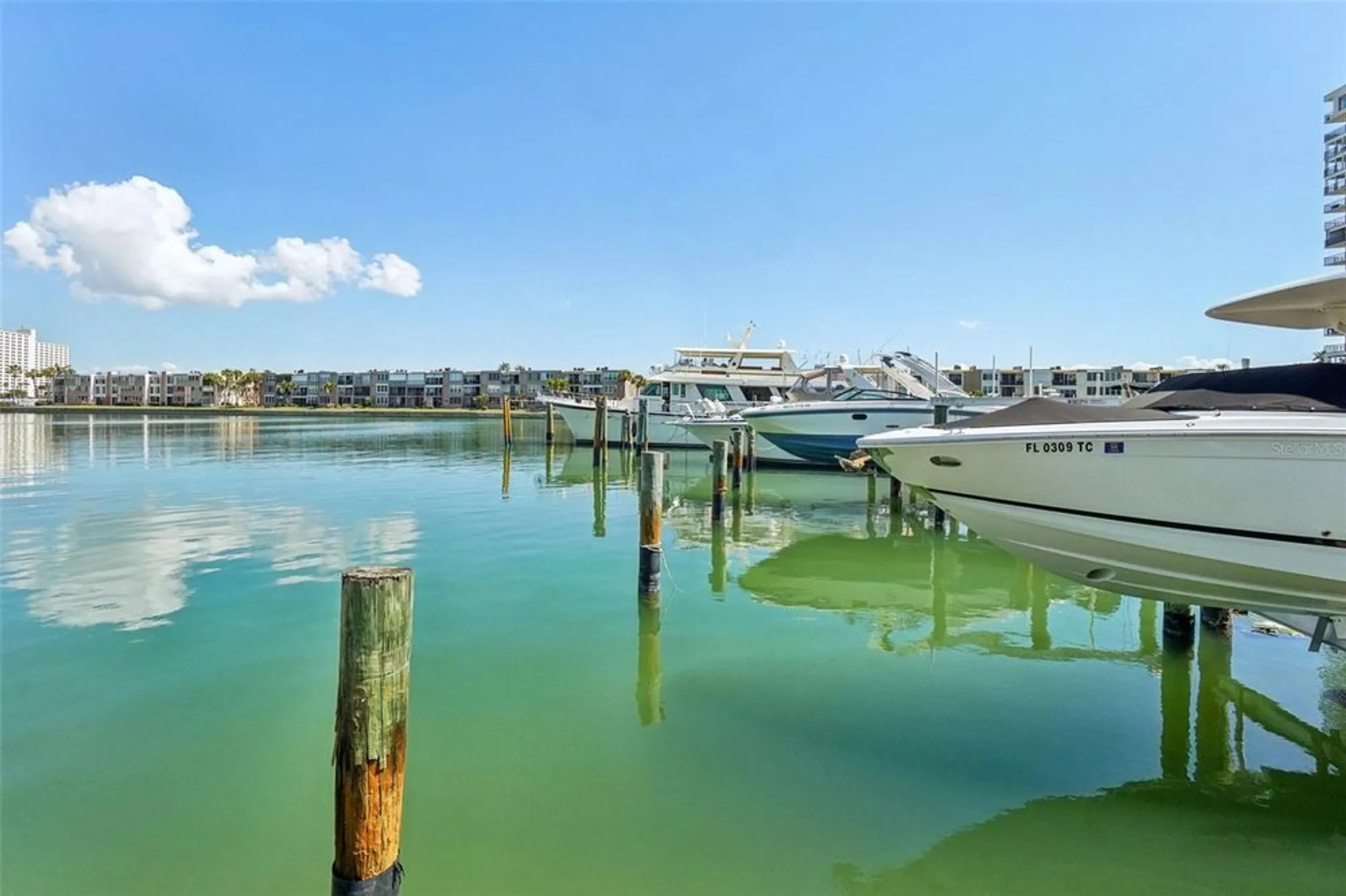 Property Slideshow image 41 of 53 | 7400 sun island dr 712, South Pasadena, FL, 33707