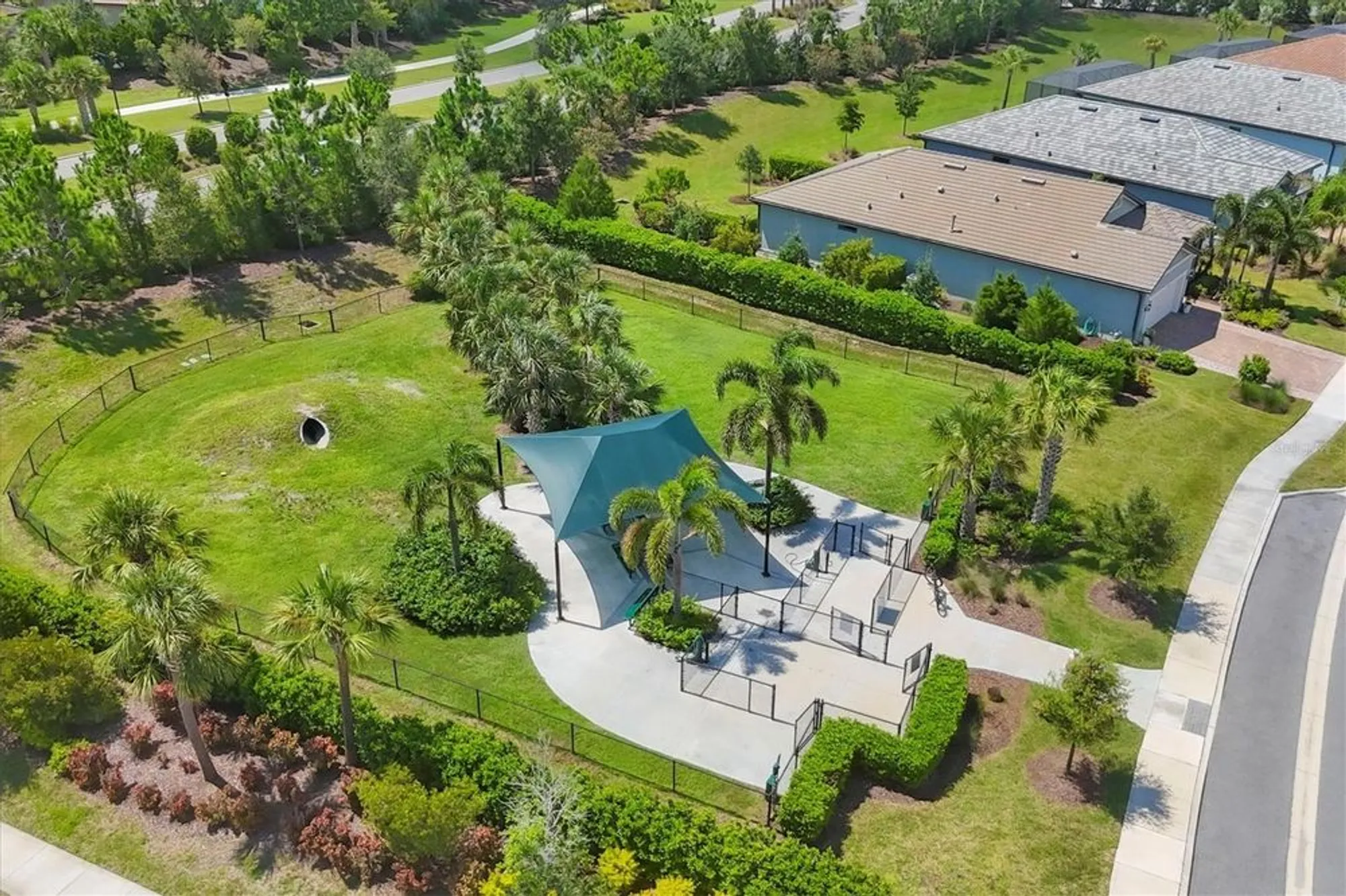 Property Slideshow image 39 of 73 | 17546 northwood pl, Bradenton, FL, 34202