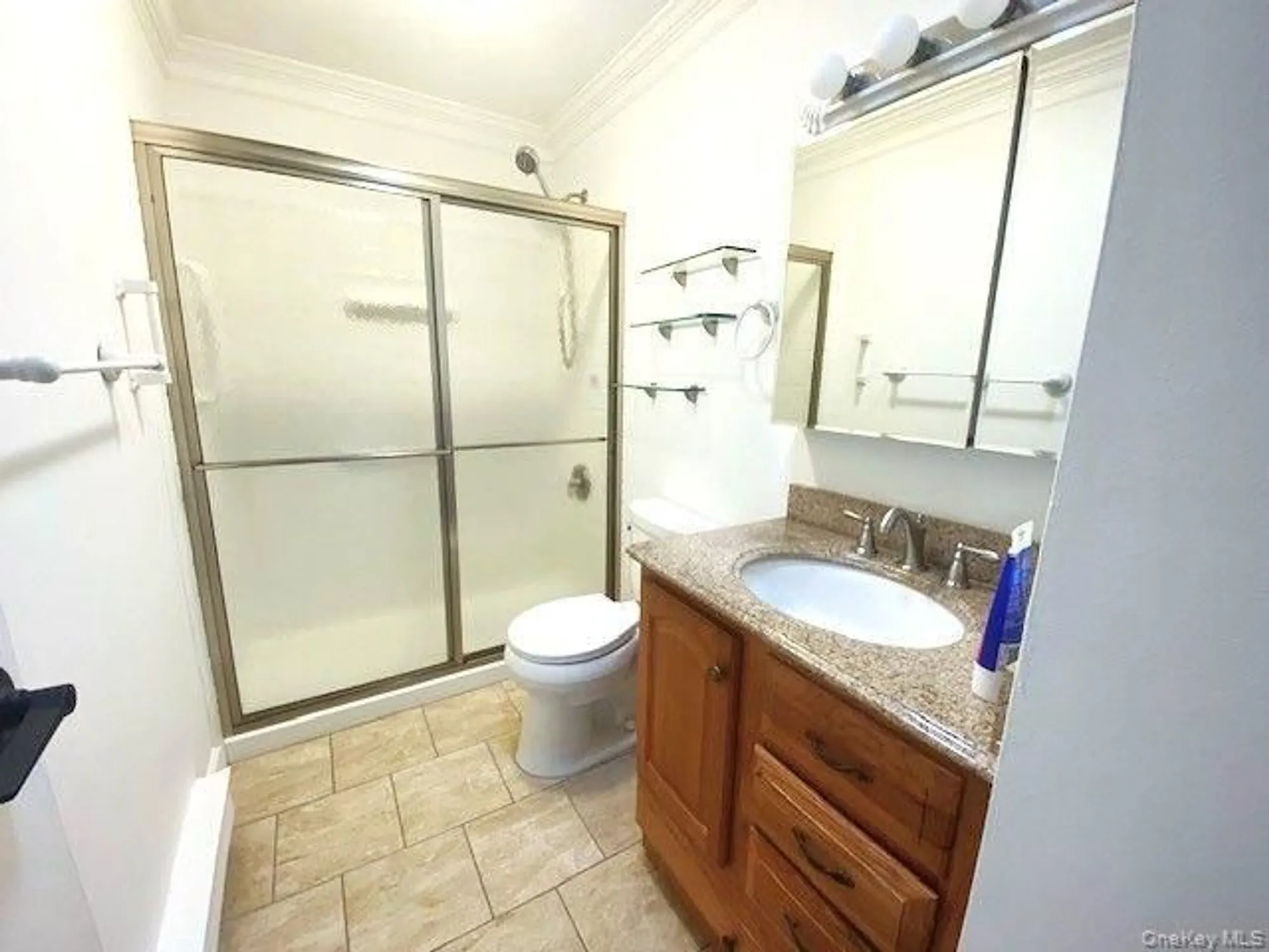 Property Slideshow image 15 of 21 | 259 newcastle ct e, Ridge, NY, 11961