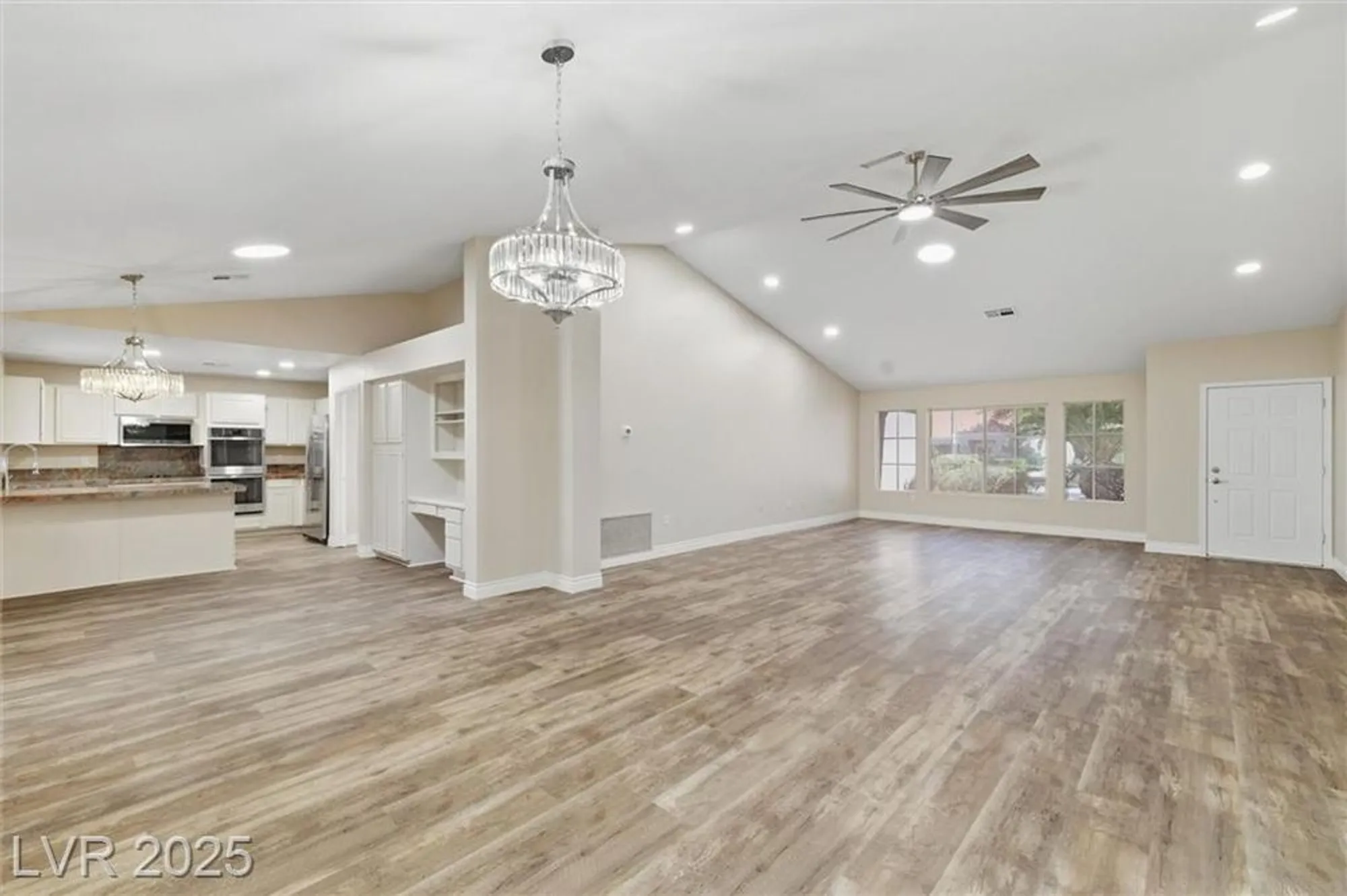 Property Slideshow image 29 of 66 | 3001 merimar dr, Las Vegas, NV, 89134