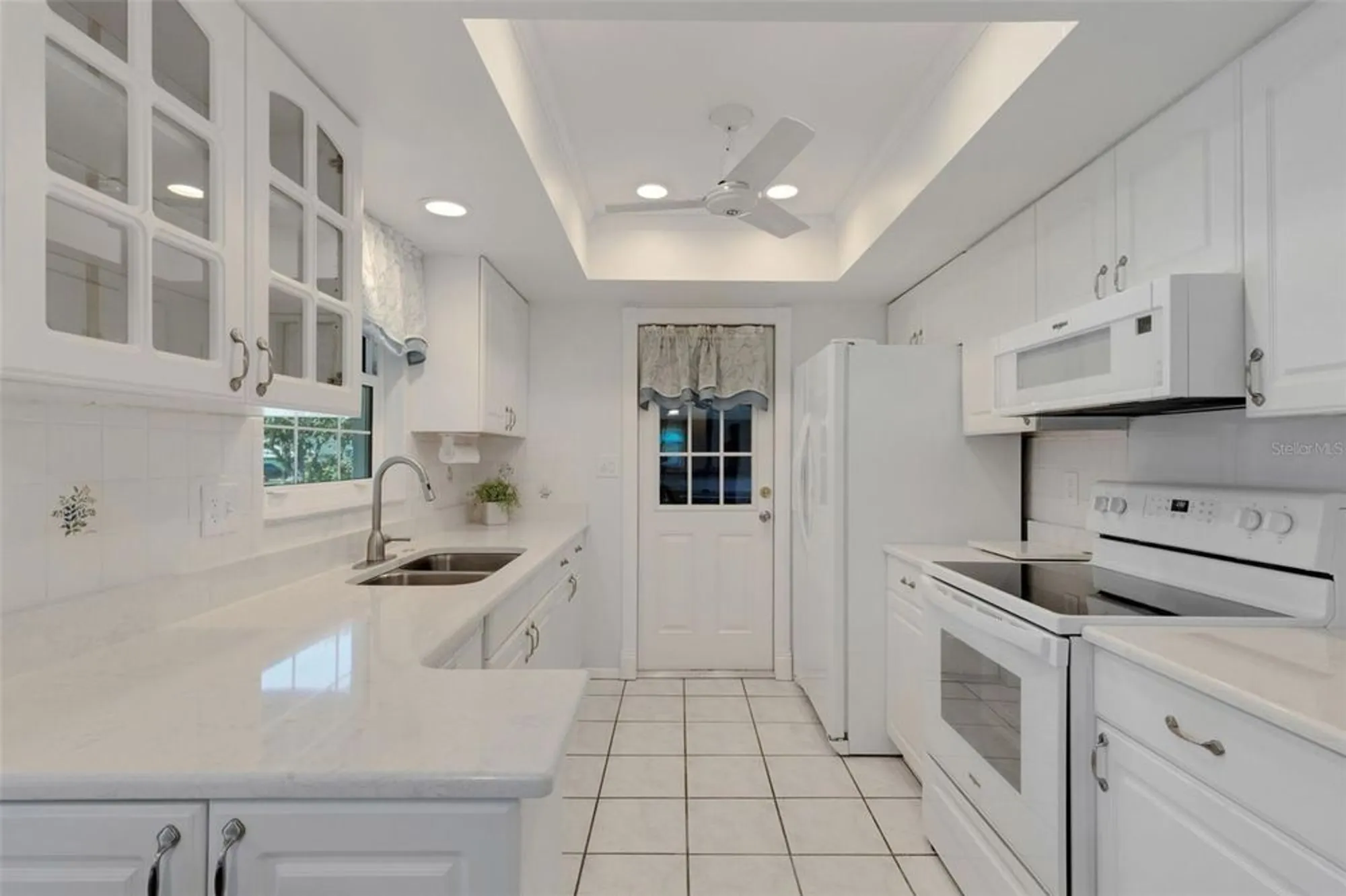 Property Slideshow image 8 of 96 | 2880 doone cir, Palm Harbor, FL, 34684