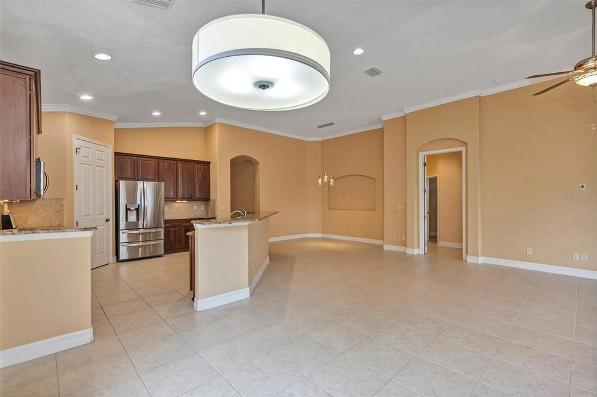Property Slideshow image 18 of 48 | 1420 emerald dunes dr # 7, Sun City Center, FL, 33573