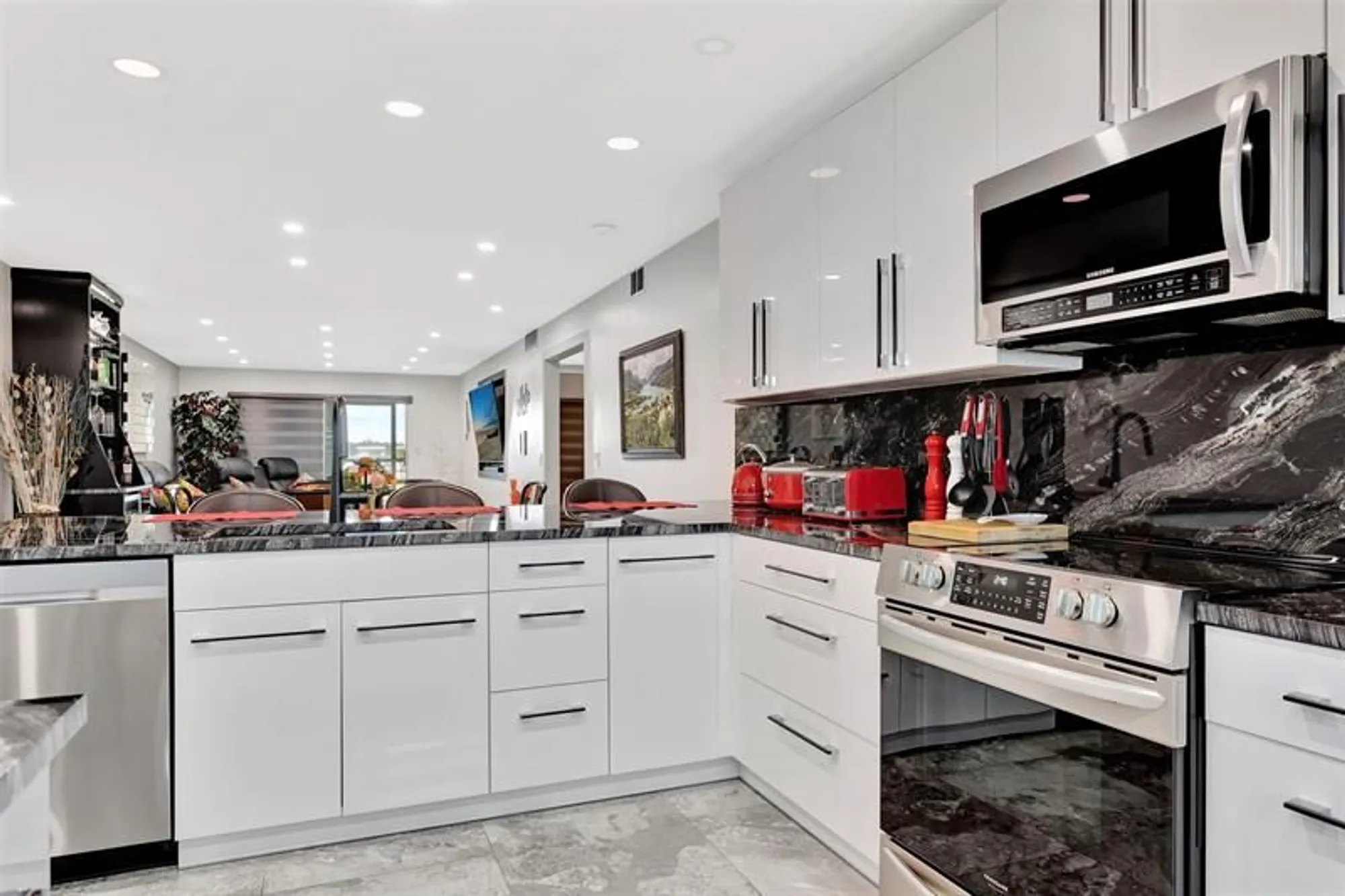 Property Slideshow image 7 of 71 | 2903 victoria cir o4, Coconut Creek, FL, 33066