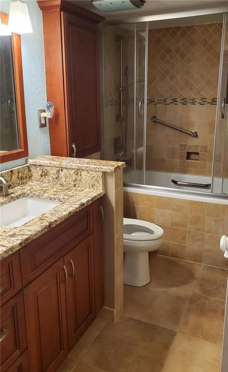 Property Slideshow image 11 of 24 | 632 edgewater dr 832, Dunedin, FL, 34698