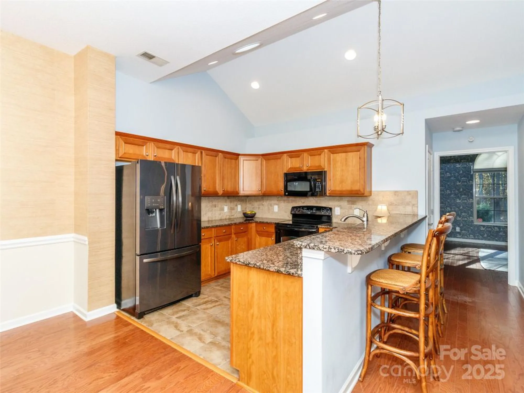 Property Slideshow image 12 of 39 | 3546 south bank ct, Matthews, NC, 28105