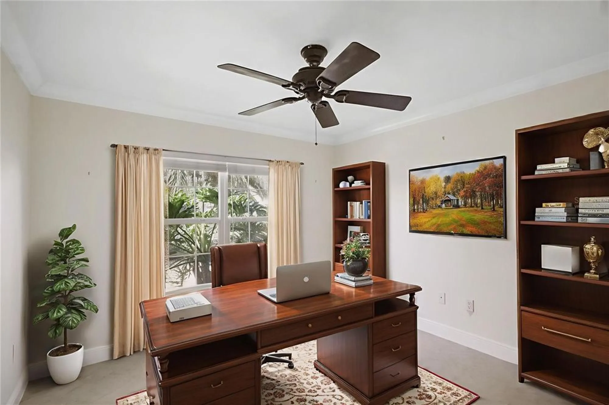 Property Slideshow image 36 of 44 | 445 society hill cir, The Villages, FL, 32162