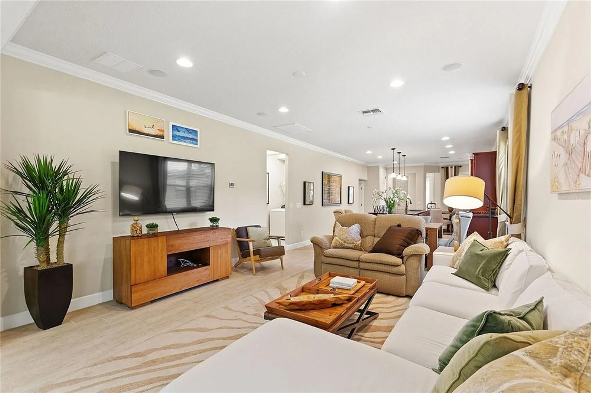 Property Slideshow image 27 of 86 | 513 san sebastian ct, Davenport, FL, 33837
