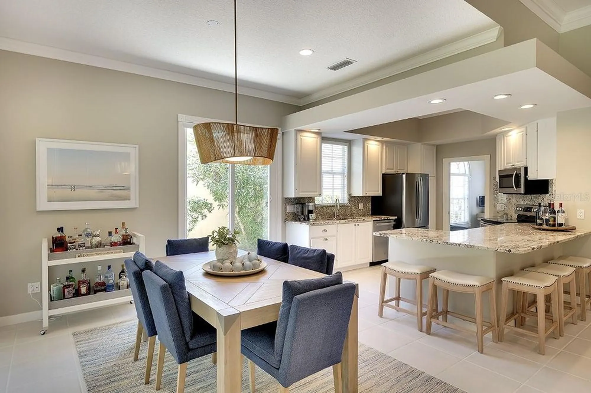 Property Slideshow image 16 of 50 | 5877 ferrara dr, Sarasota, FL, 34238