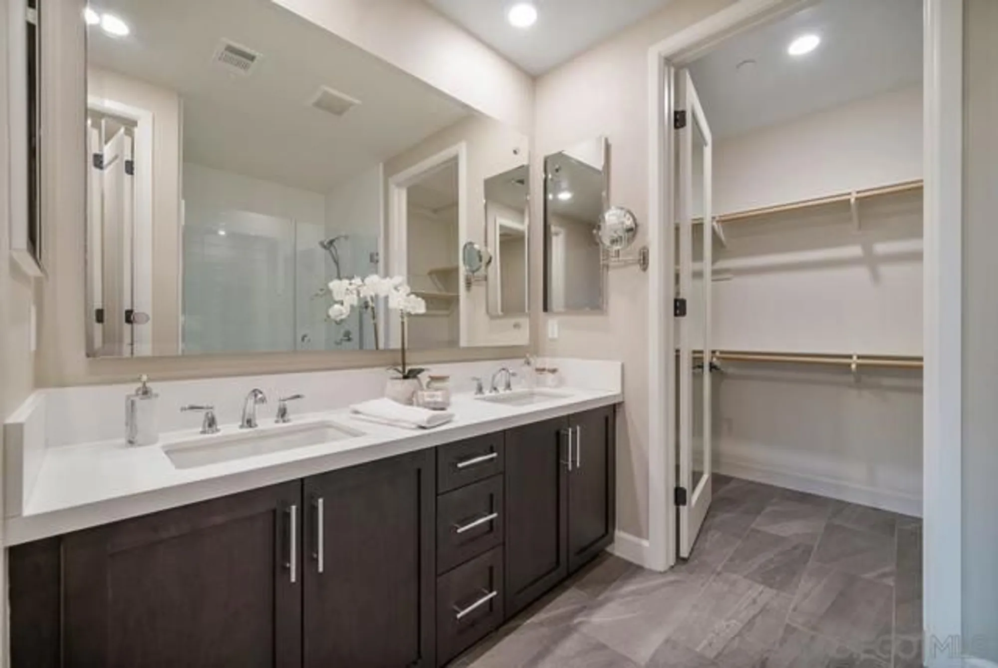 Property Slideshow image 25 of 59 | 16750 coyote bush dr 19, San Diego, CA, 92127