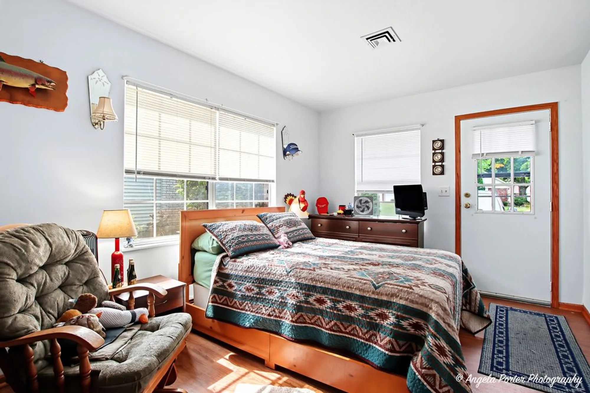 Property Slideshow image 12 of 26 | 7314 chevy chase ct, Fox Lake, IL, 60020