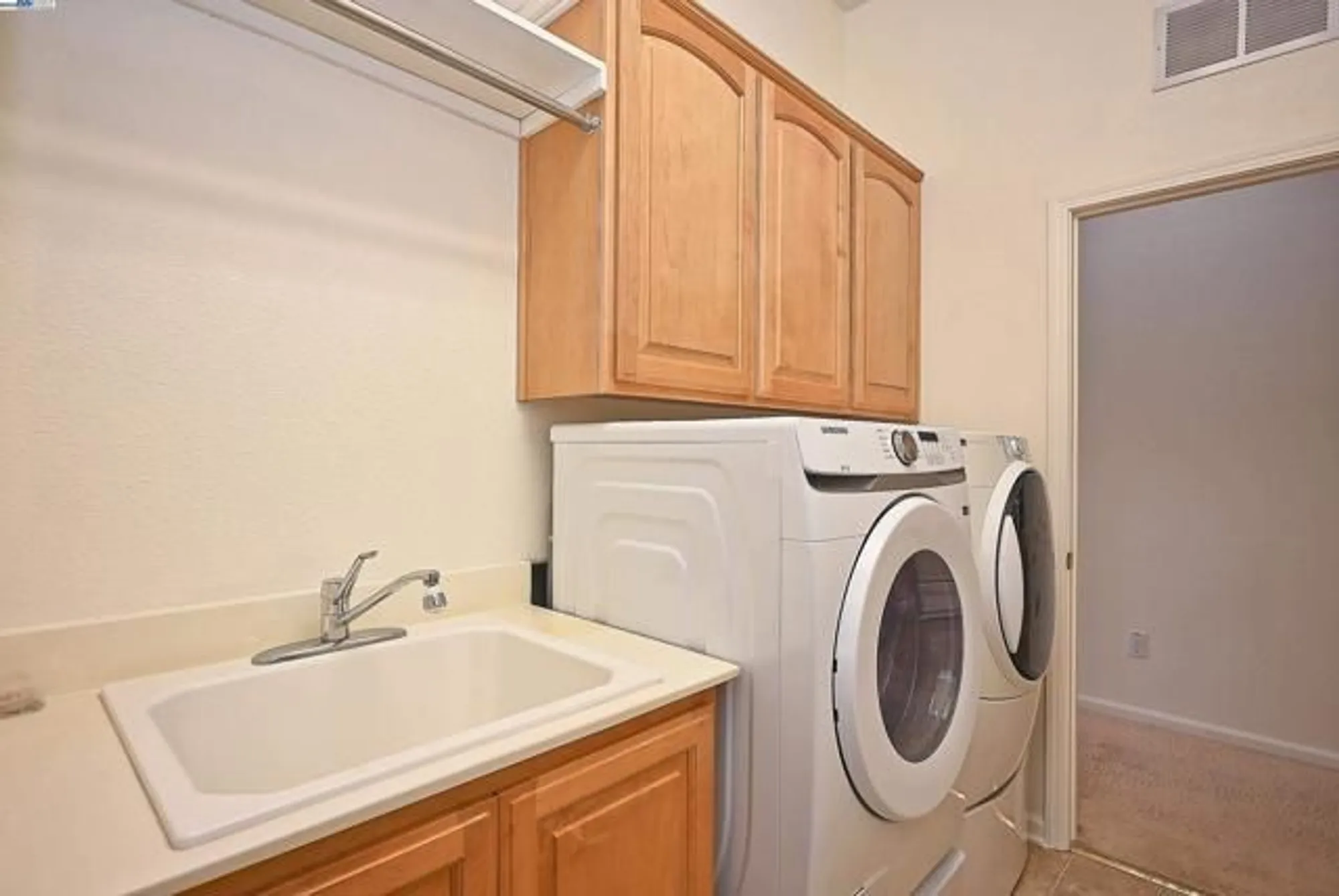 Property Slideshow image 26 of 60 | 625 pomona dr, Brentwood, CA, 94513