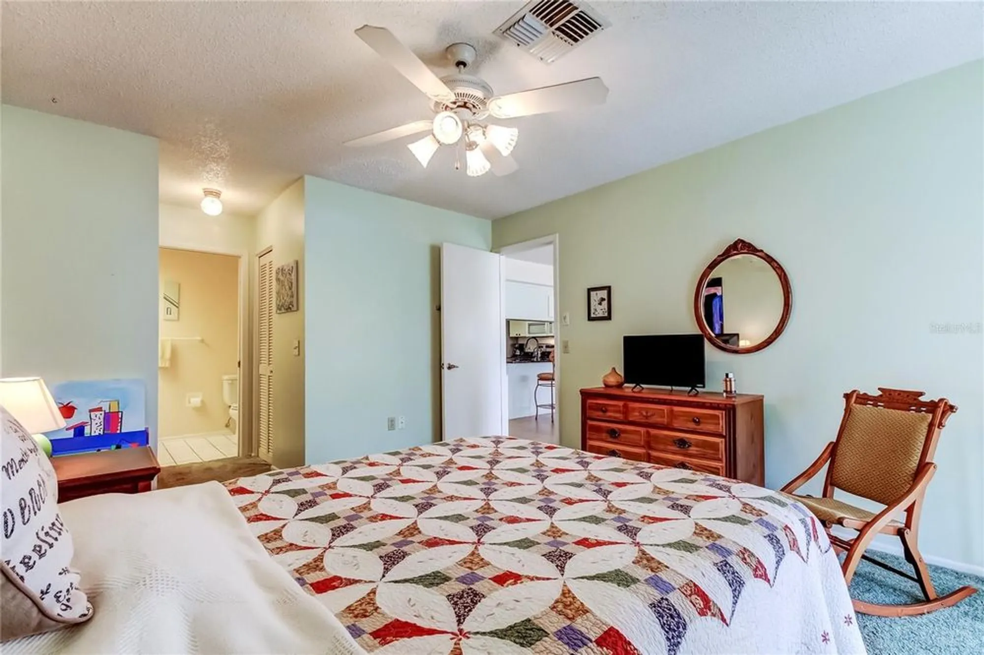 Property Slideshow image 12 of 25 | 9404 rockbridge cir, New Port Richey, FL, 34655