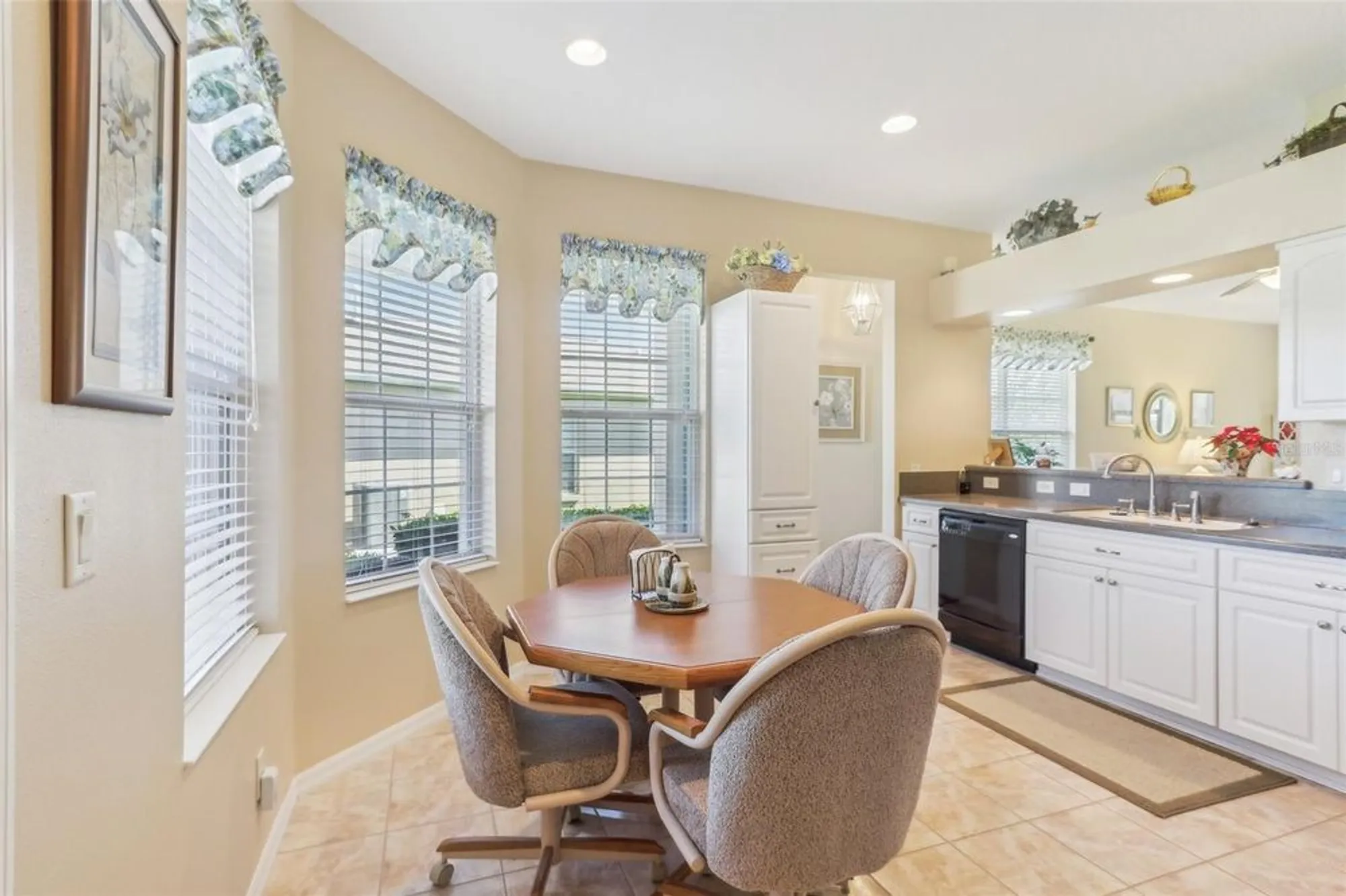 Property Slideshow image 15 of 42 | 27536 stoney brook dr, Leesburg, FL, 34748